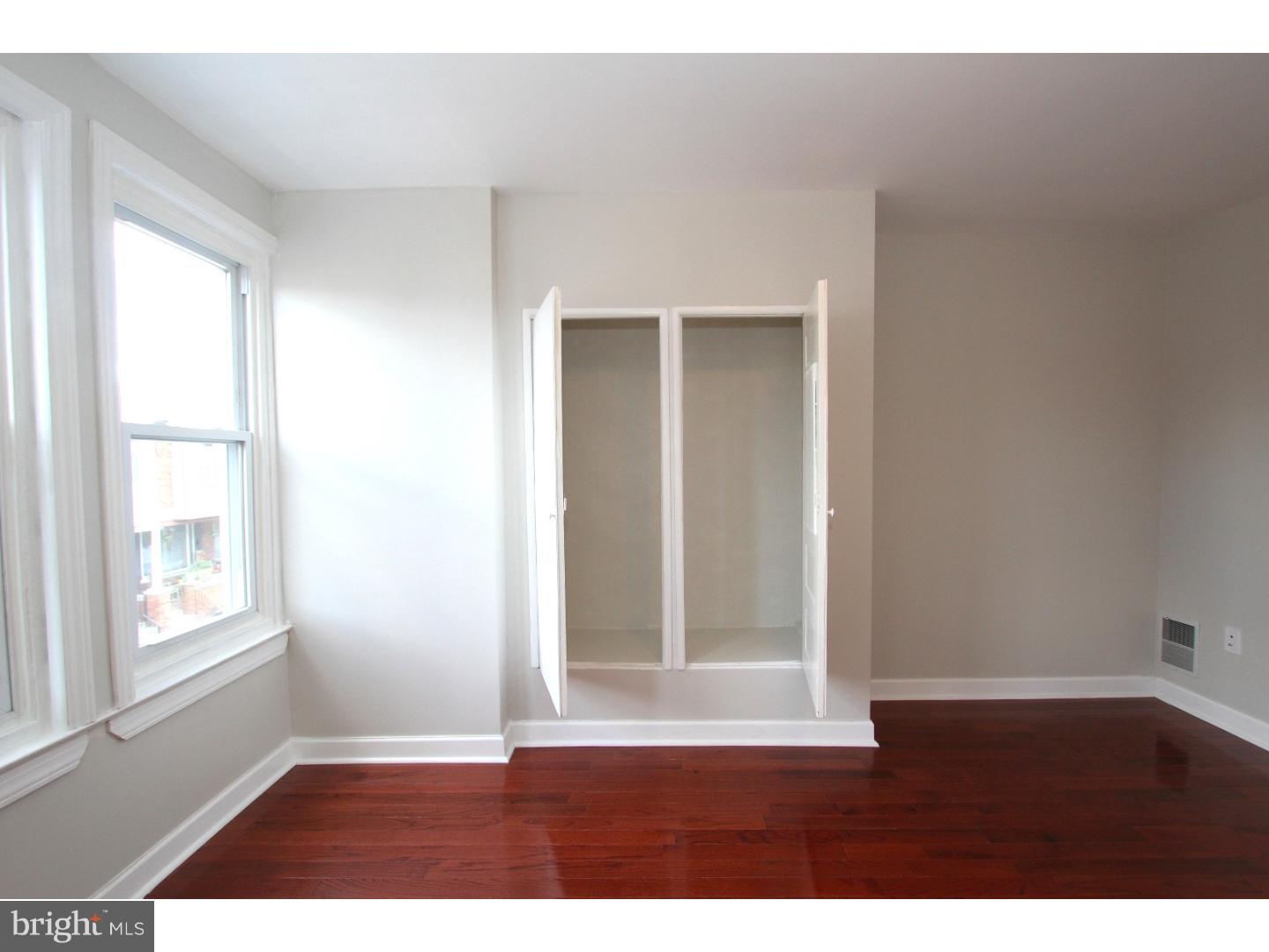 PORT RICHMOND - Residential