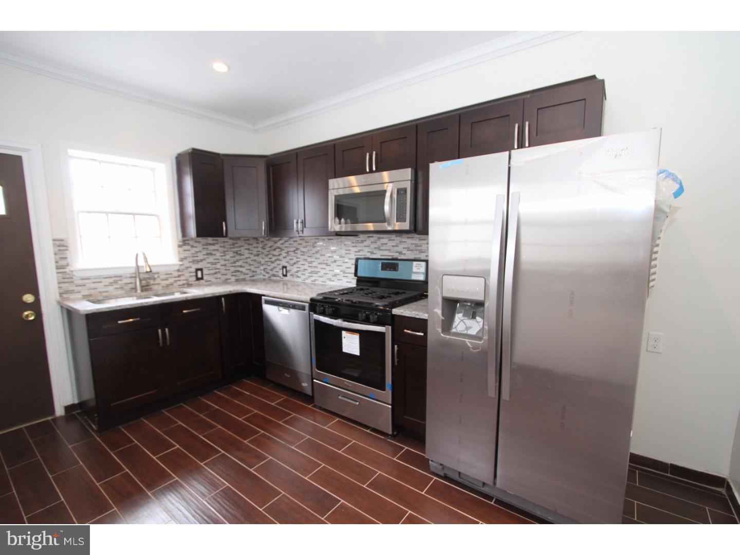 PORT RICHMOND - Residential