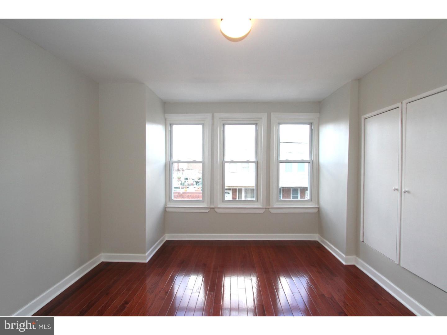 PORT RICHMOND - Residential