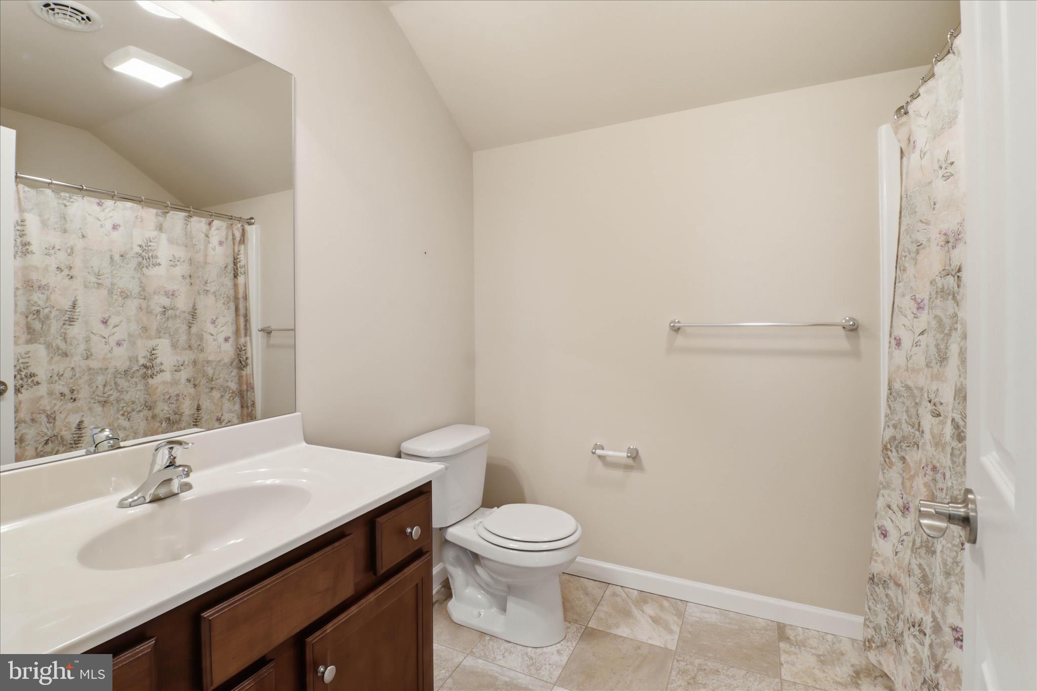 VILLAS AT ELM TREE - Residential