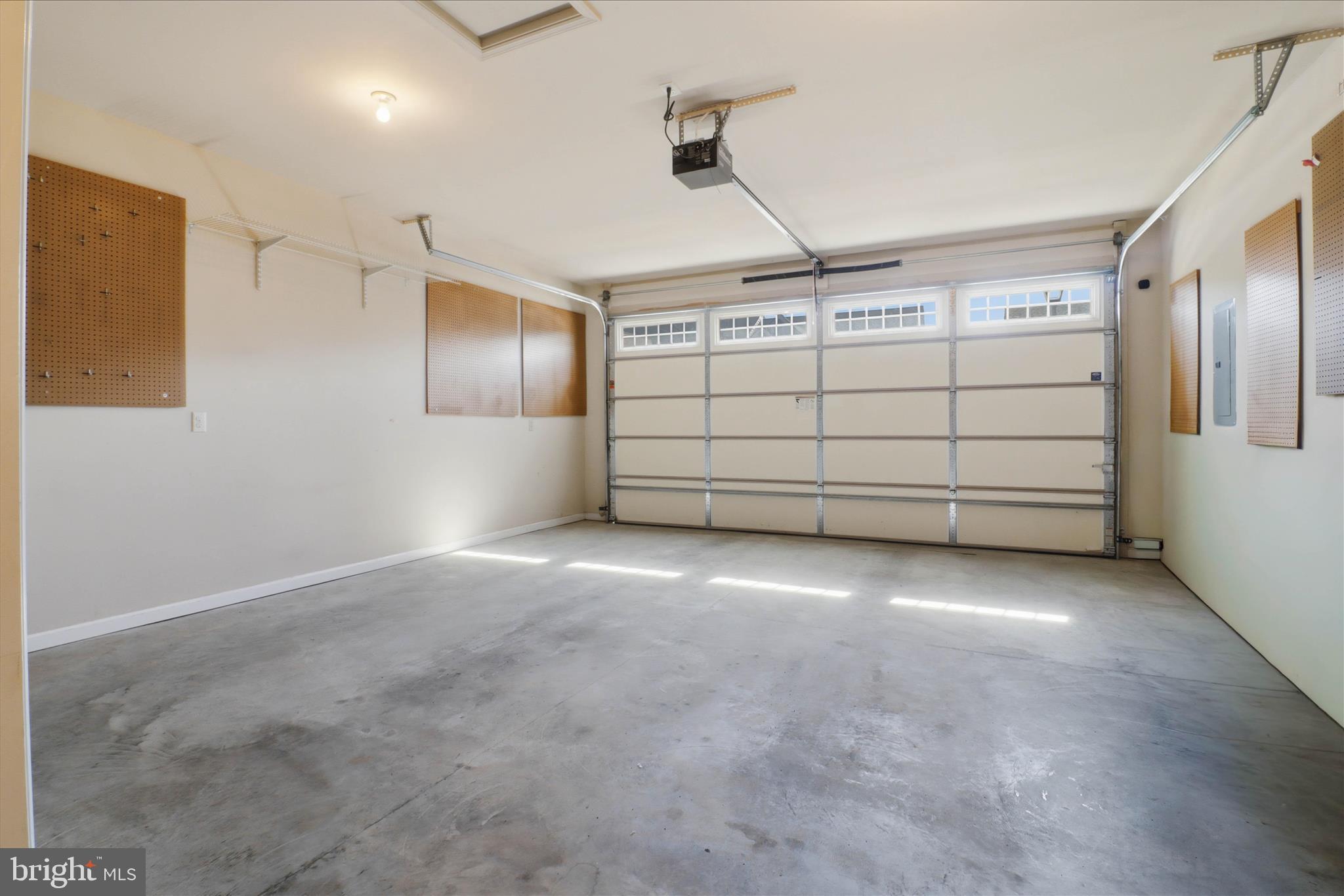 VILLAS AT ELM TREE - Residential