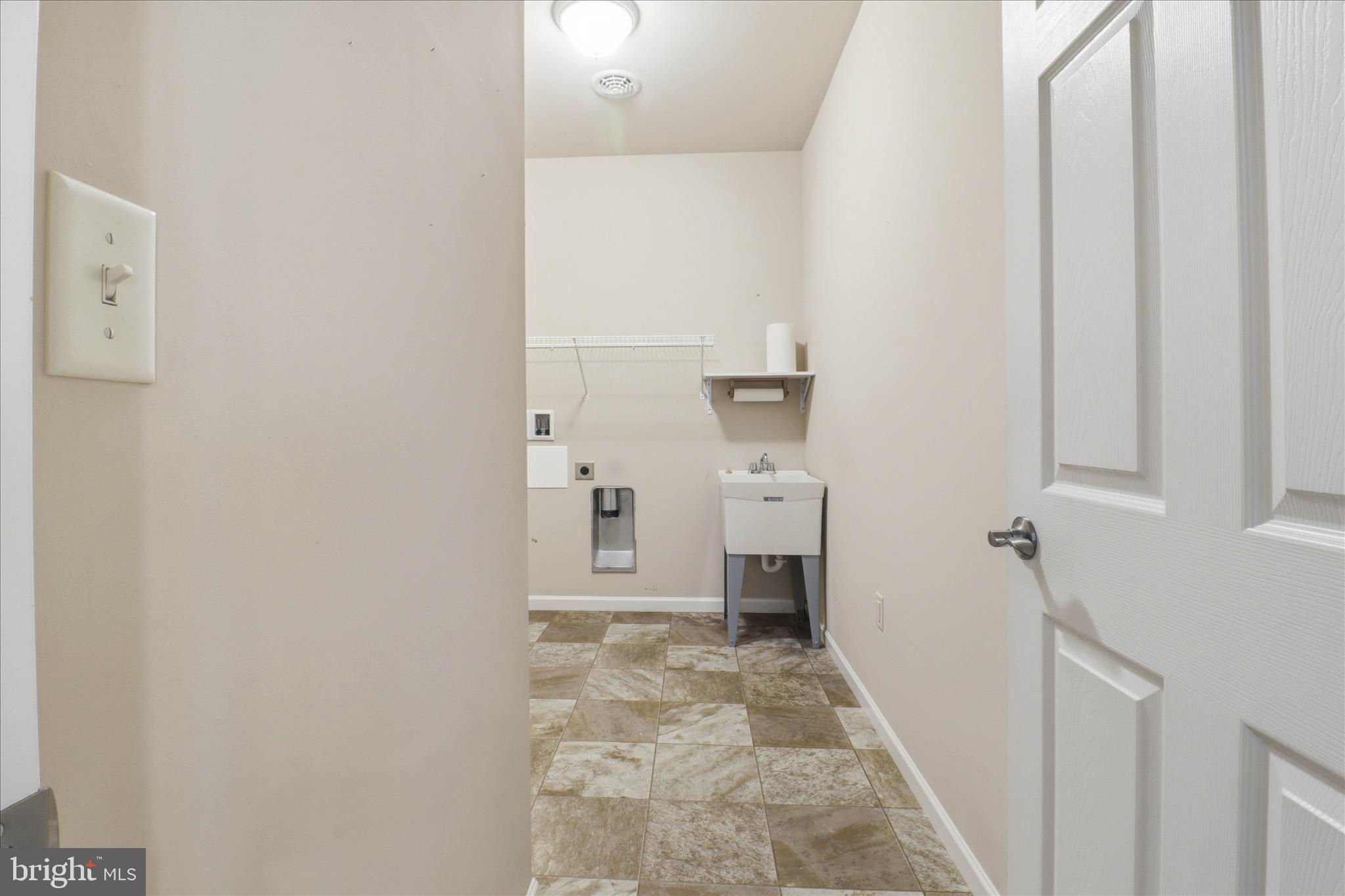 VILLAS AT ELM TREE - Residential