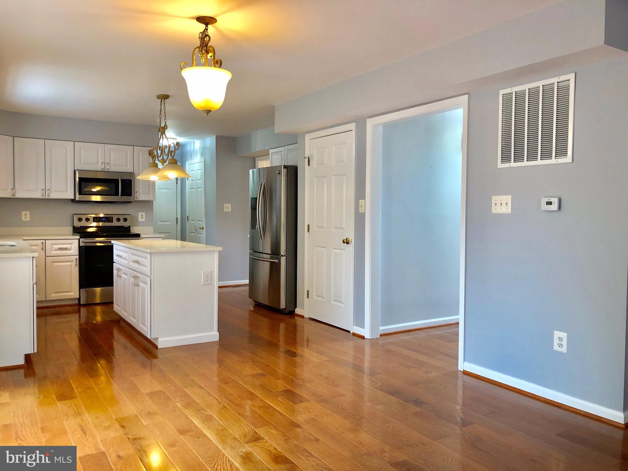 WALNUT RIDGE - Residential Lease