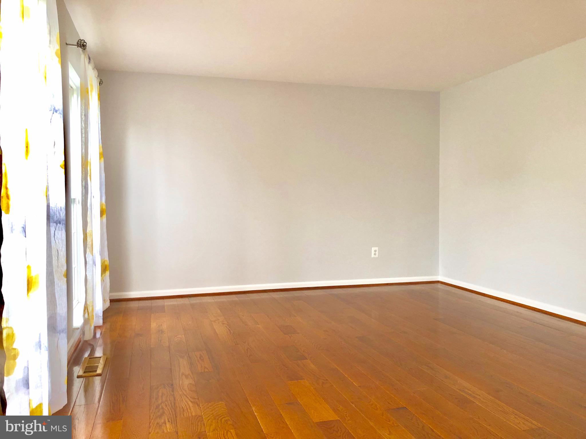 WALNUT RIDGE - Residential Lease