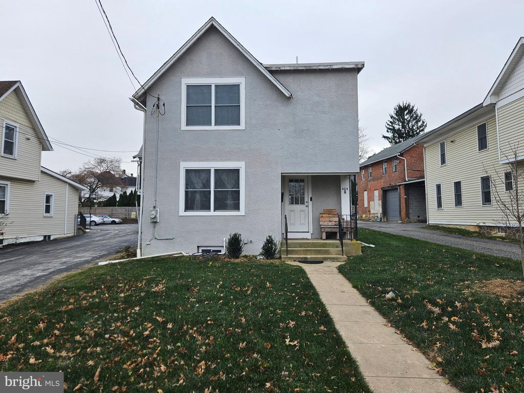 Photo of 404 W Wayne Avenue, WAYNE, PA 19087 (MLS # PADE2105094)