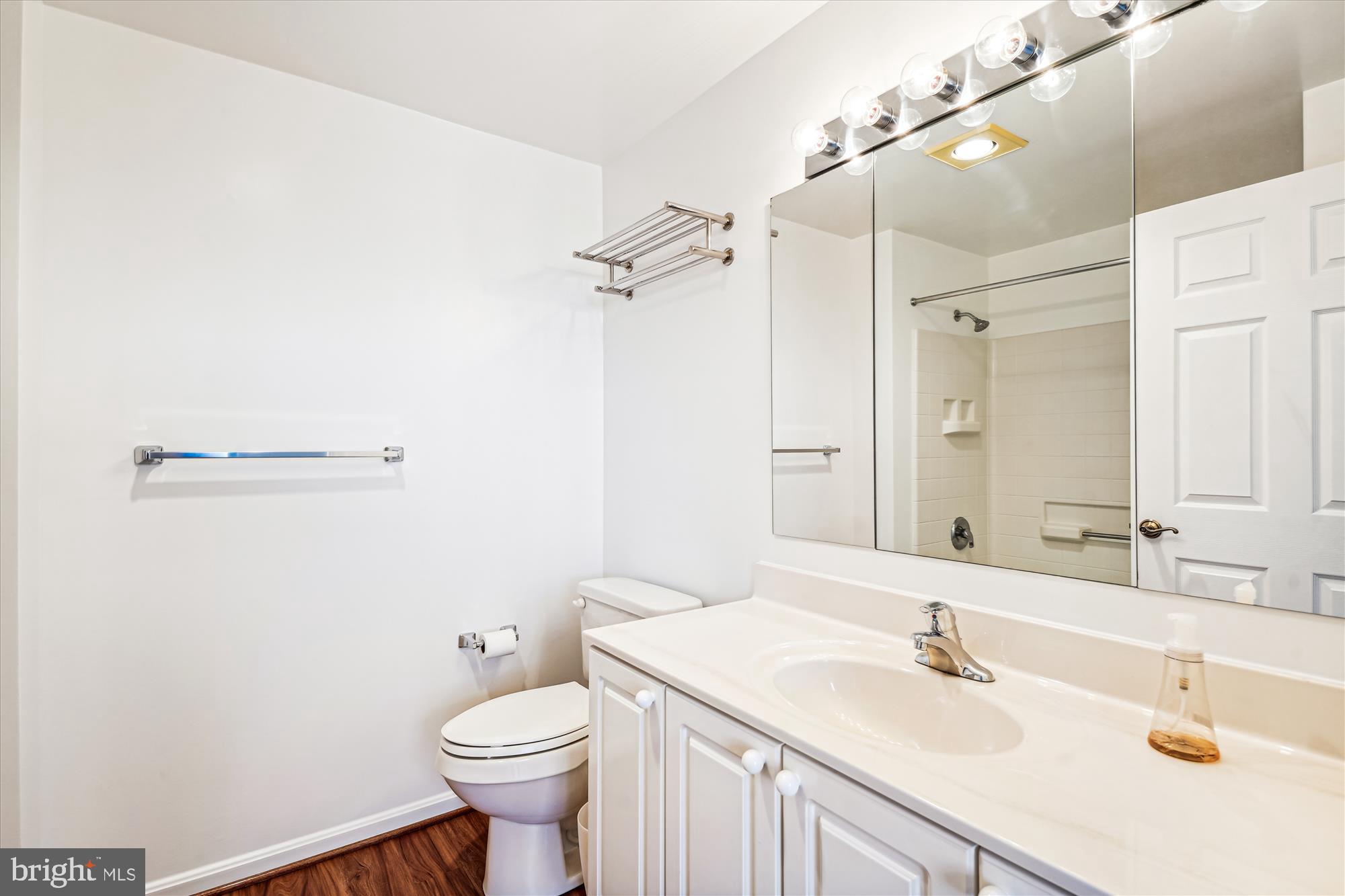 OVERLOOK AT LEISURE WORLD - Residential