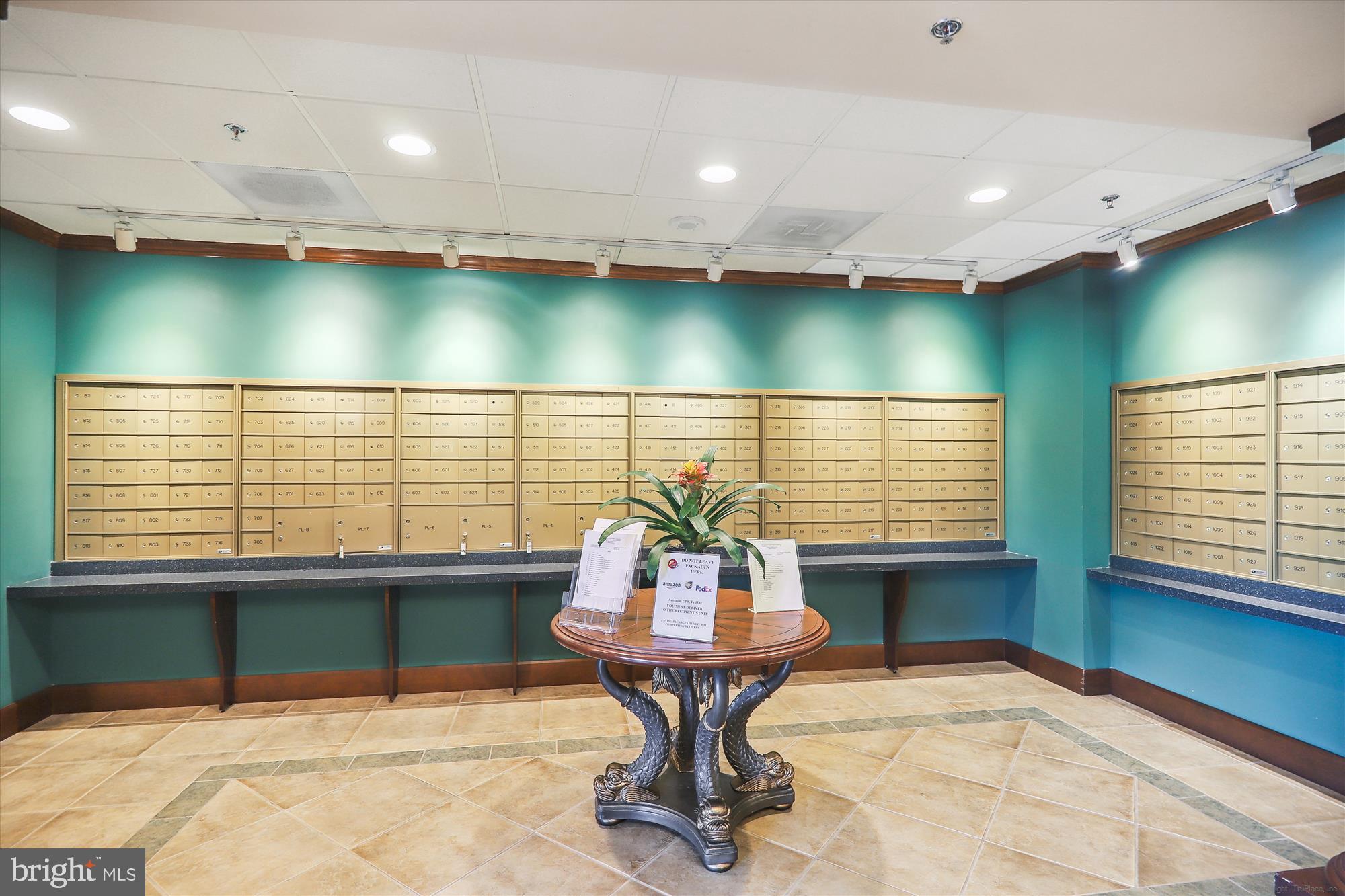 OVERLOOK AT LEISURE WORLD - Residential