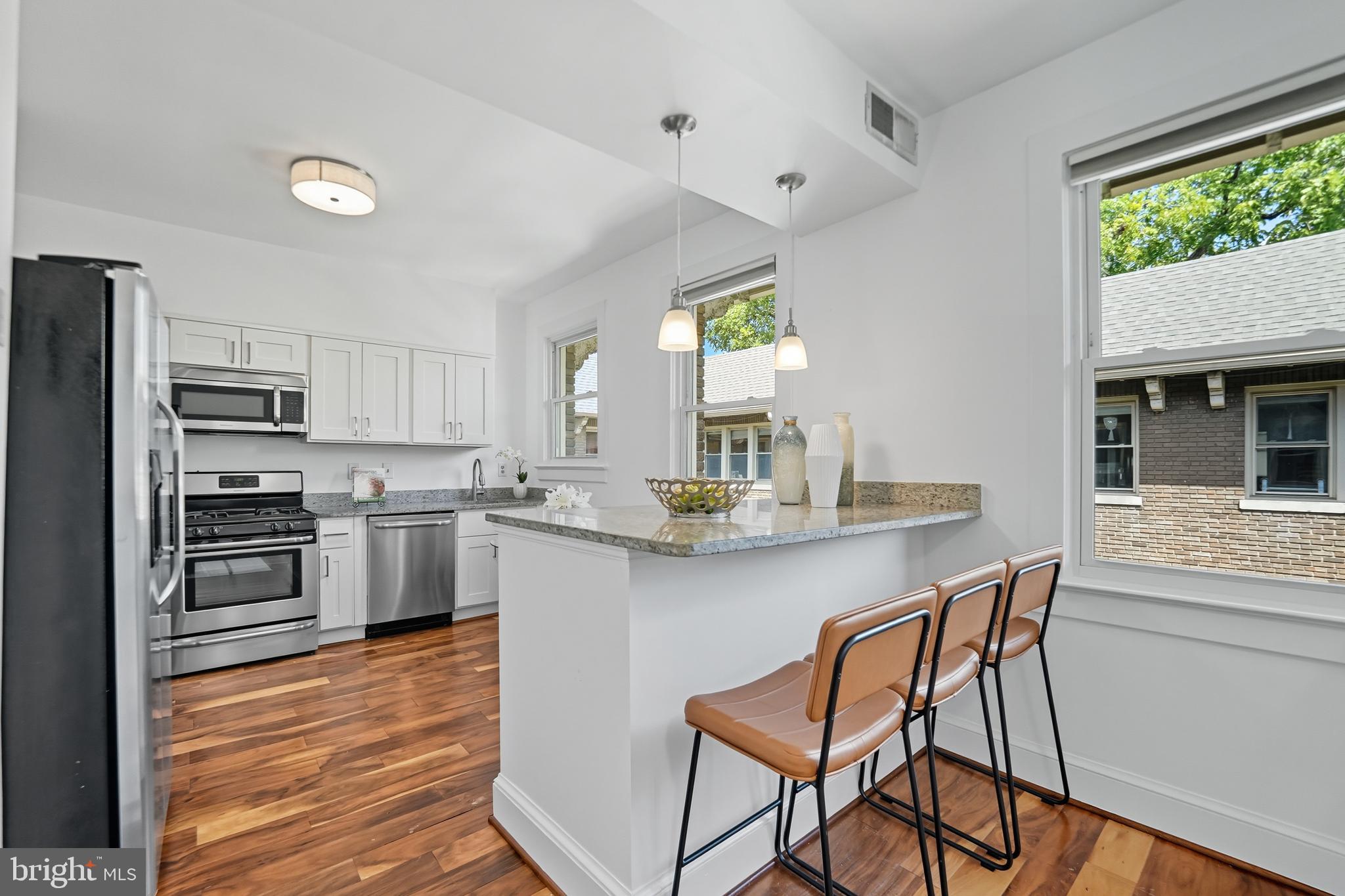 1725 LANIER PLACE NW 33A