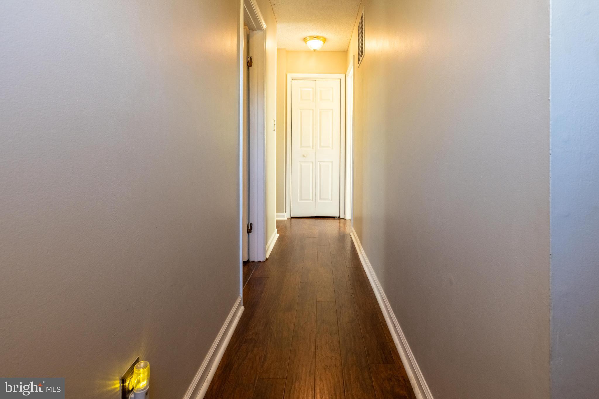 HIDDEN FIELDS - Residential