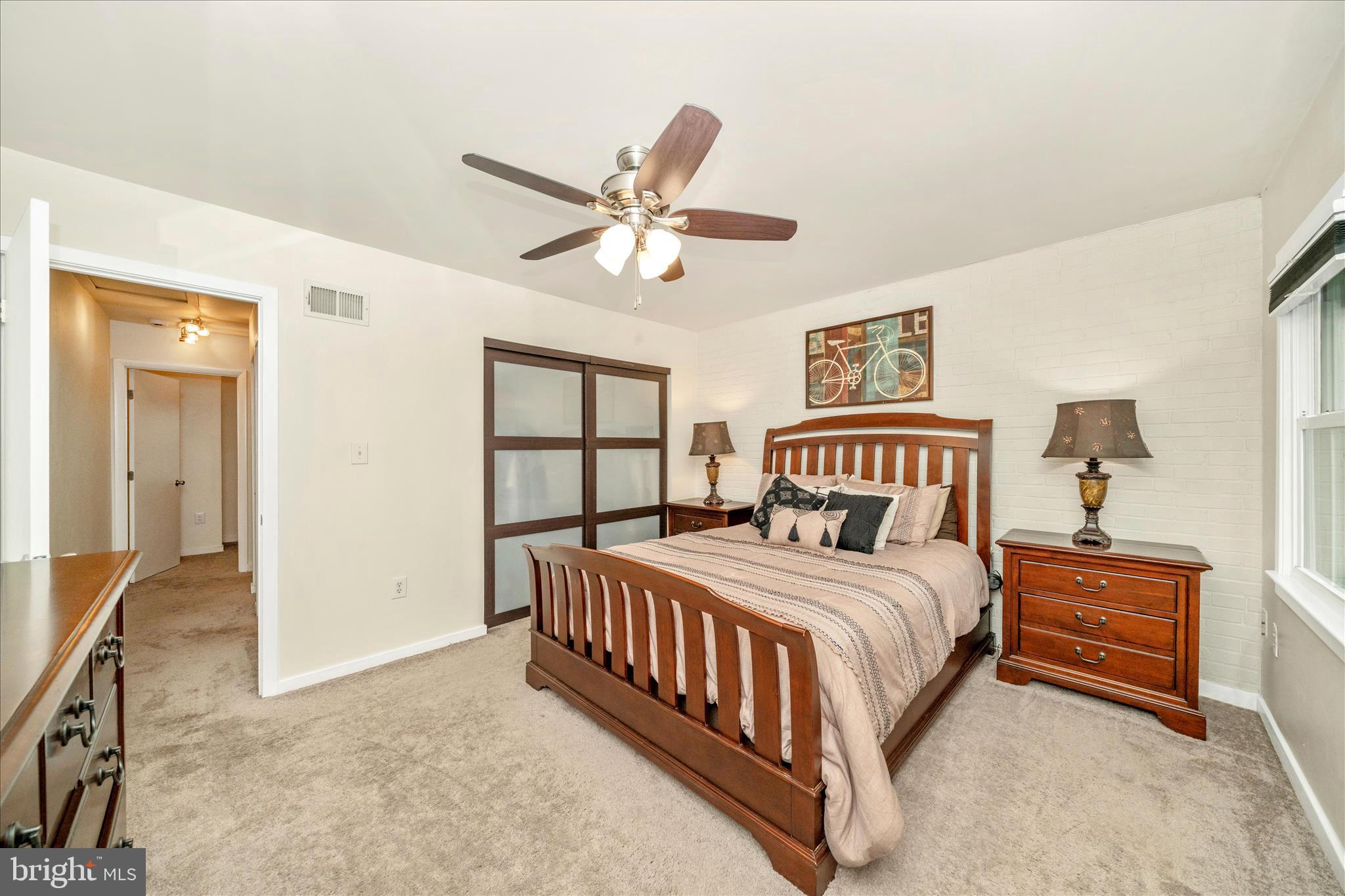 8TH STREET MEWS CONDO - Residential