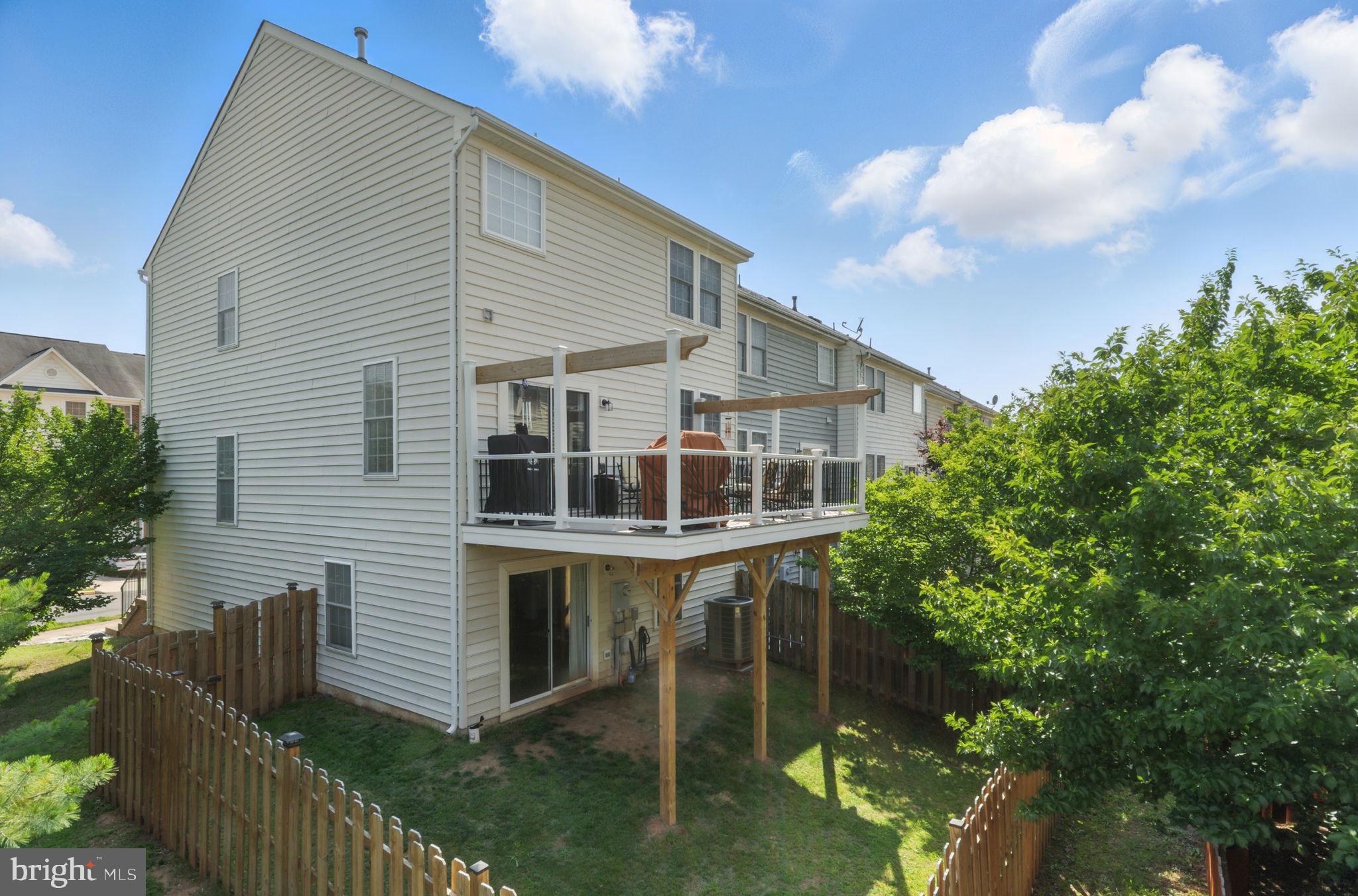 INDEPENDENCE - Residential Lease