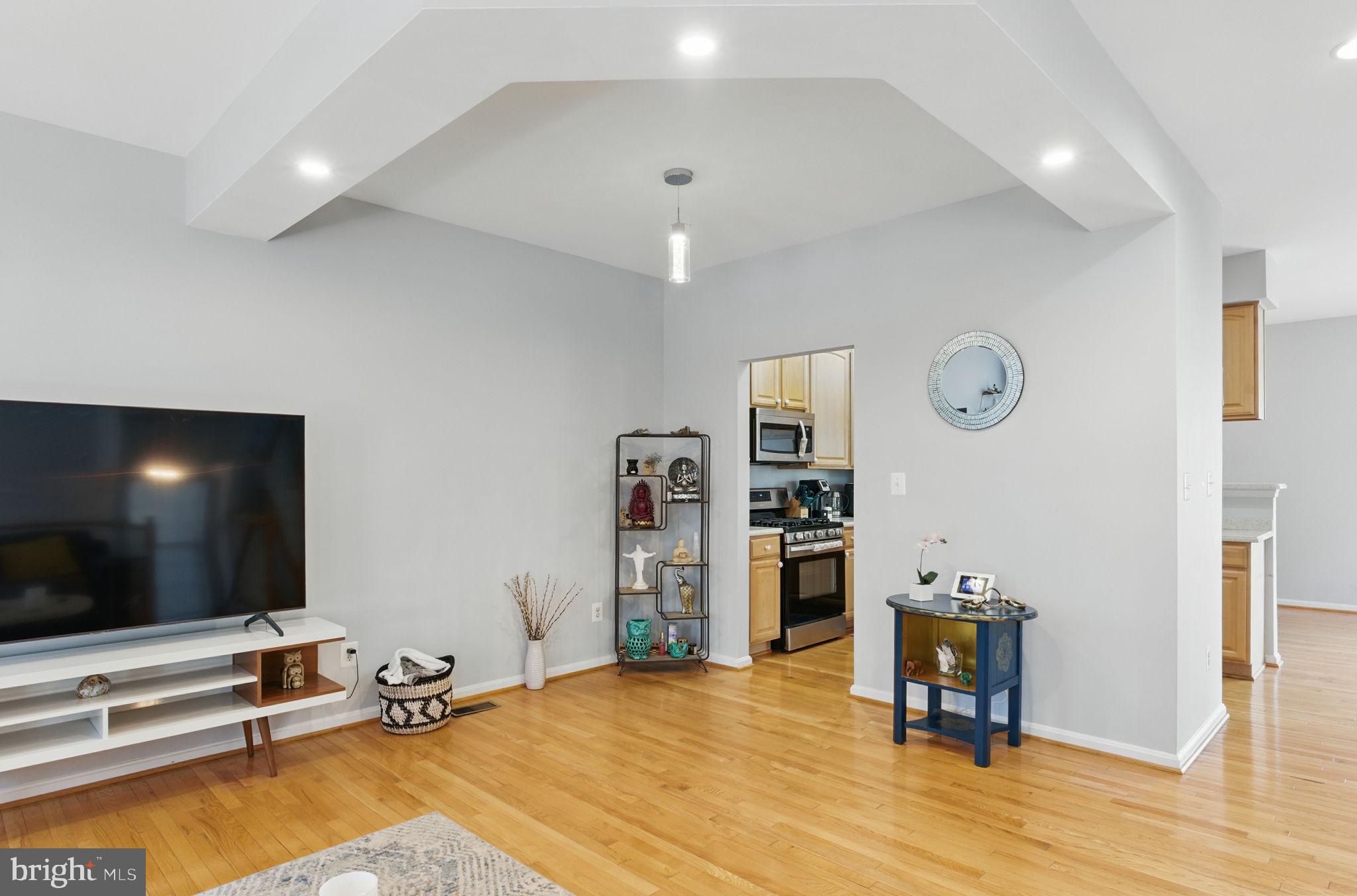 INDEPENDENCE - Residential Lease