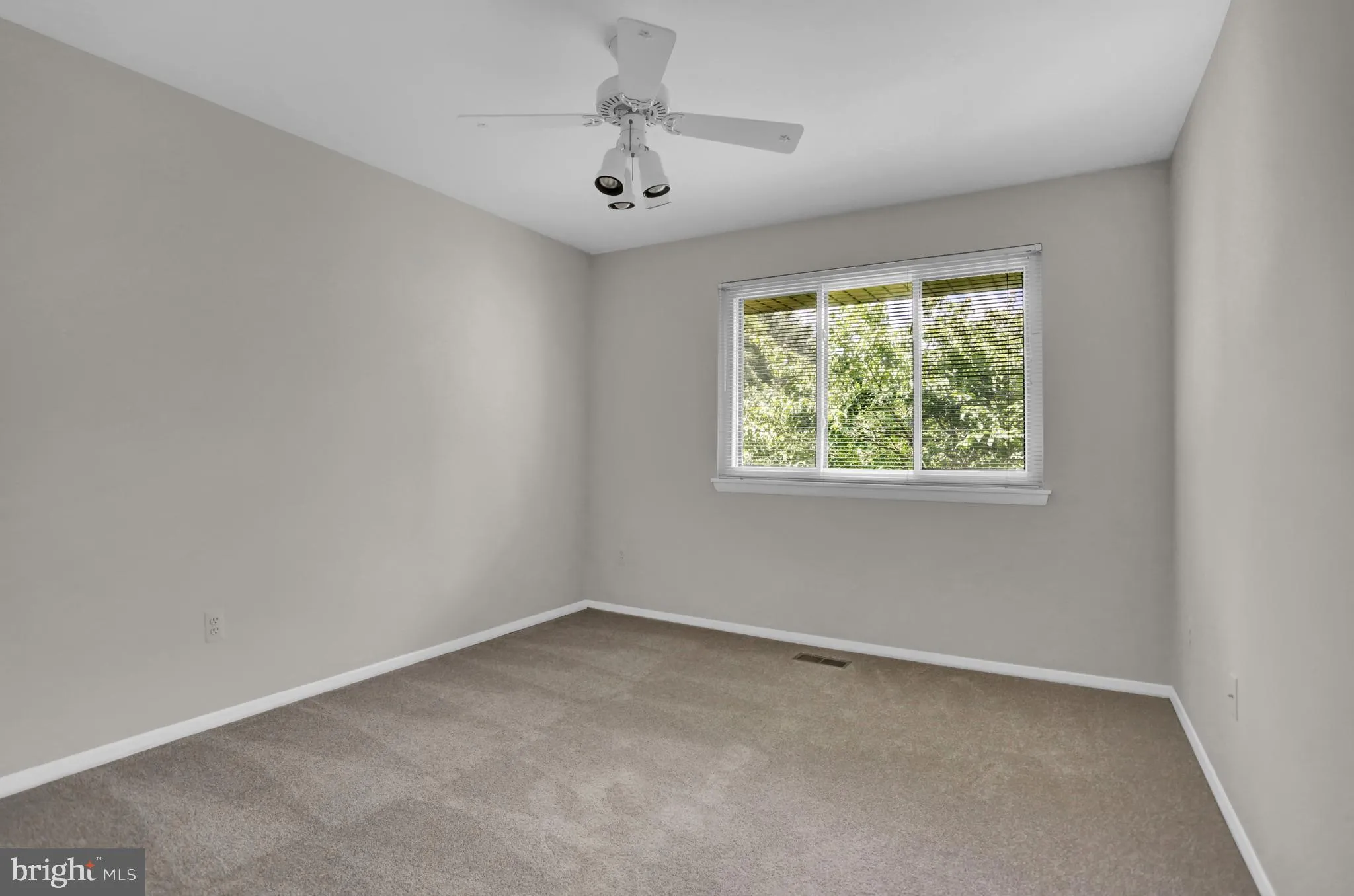 Lutherville Timonium, Maryland 21093, United States, 3 Bedrooms Bedrooms, ,4 BathroomsBathrooms,Residential,Active,168359