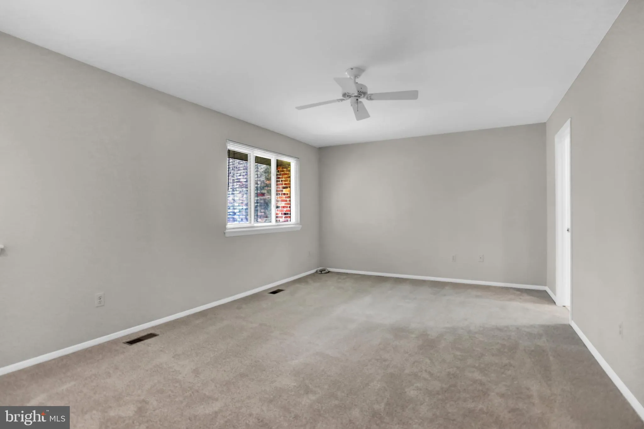 Lutherville Timonium, Maryland 21093, United States, 3 Bedrooms Bedrooms, ,4 BathroomsBathrooms,Residential,Active,168359