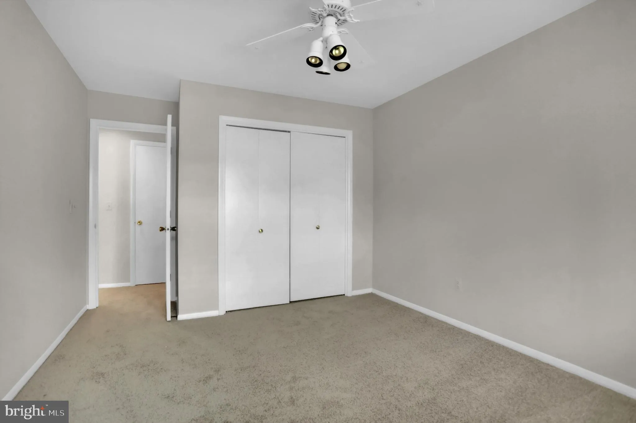 Lutherville Timonium, Maryland 21093, United States, 3 Bedrooms Bedrooms, ,4 BathroomsBathrooms,Residential,Active,168359