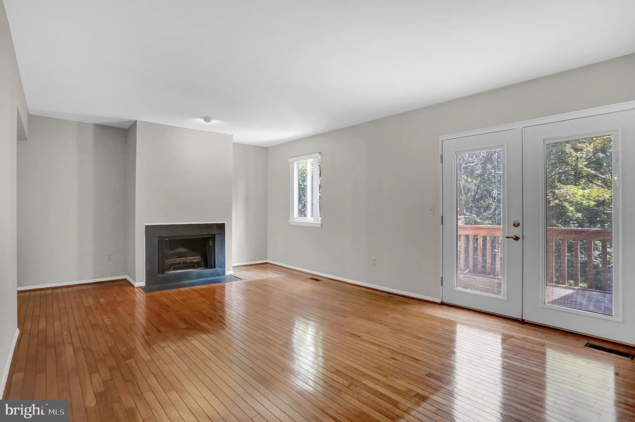 Lutherville Timonium, Maryland 21093, United States, 3 Bedrooms Bedrooms, ,4 BathroomsBathrooms,Residential,Active,168359