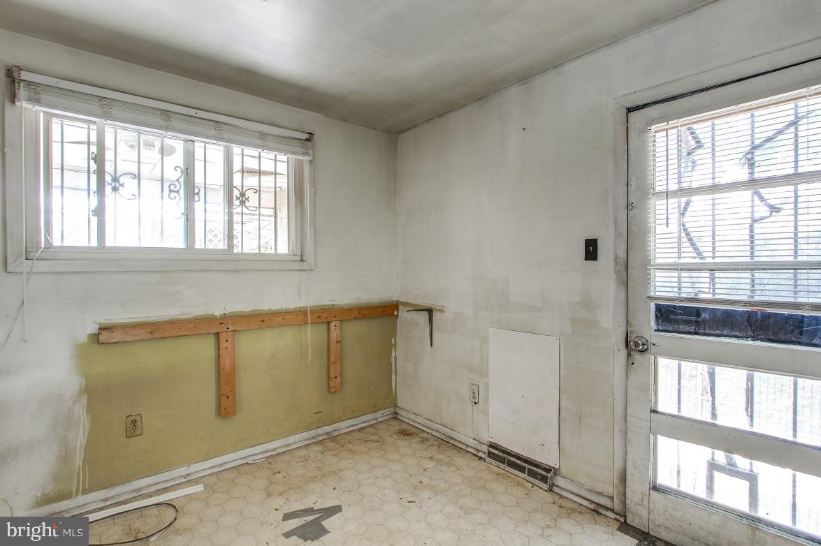 CAPITOL HEIGHTS - Residential