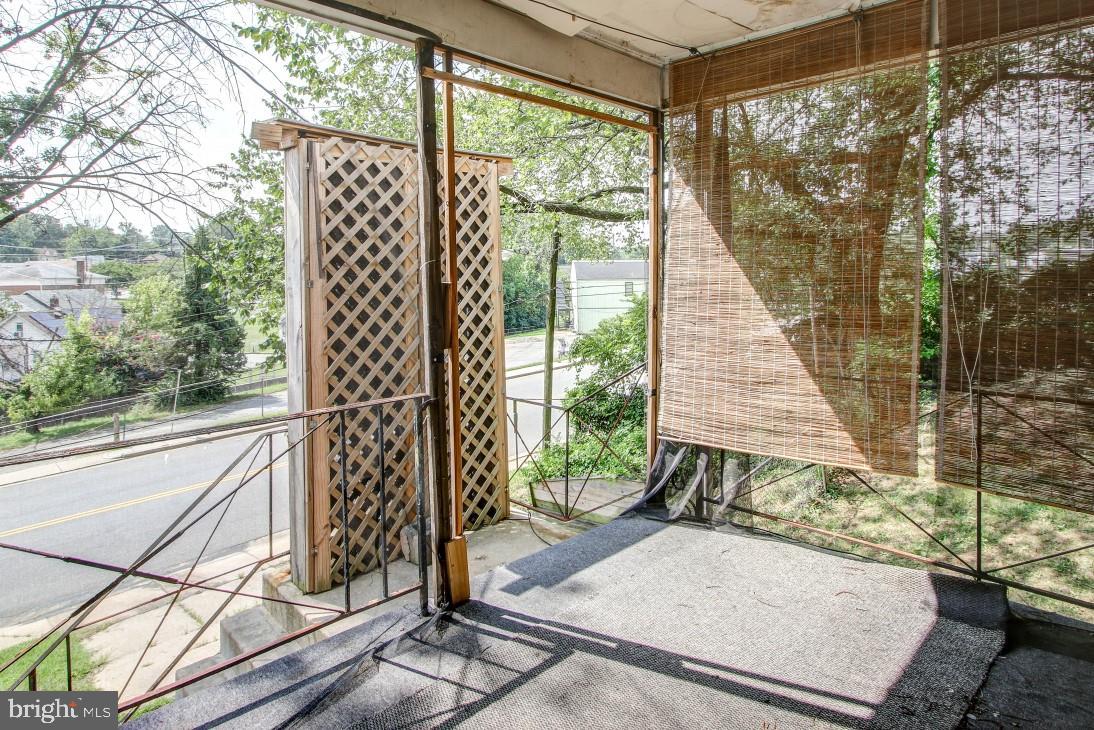 CAPITOL HEIGHTS - Residential