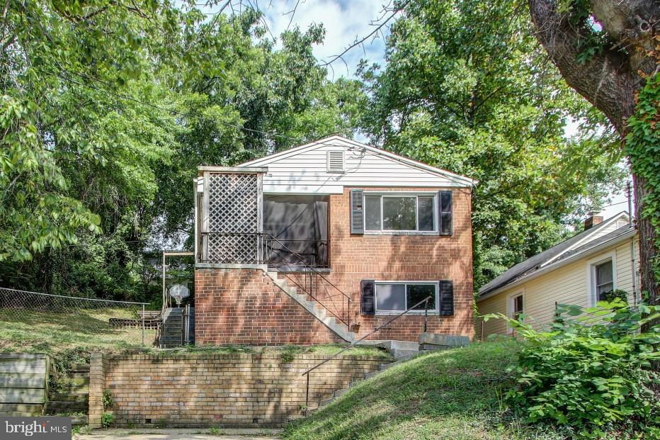 CAPITOL HEIGHTS - Residential