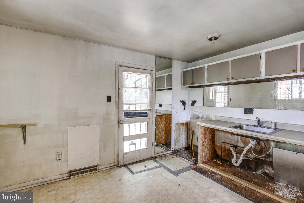 CAPITOL HEIGHTS - Residential