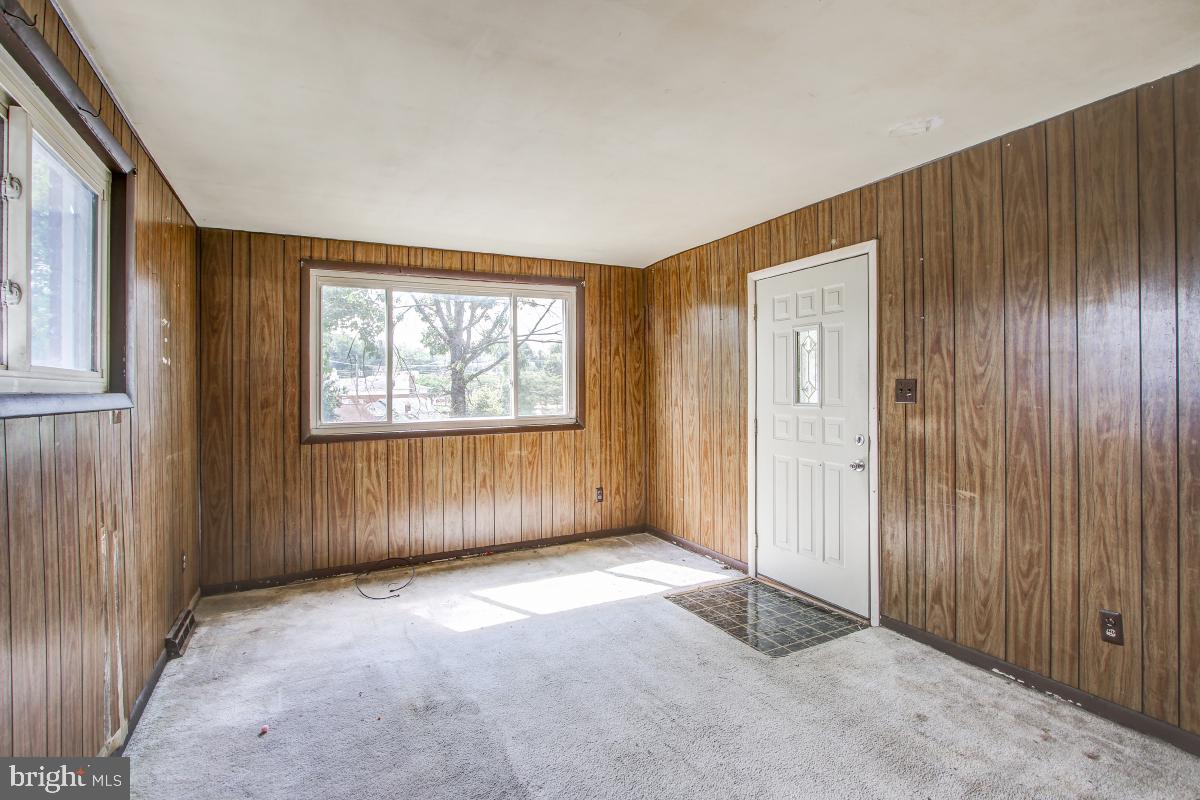 CAPITOL HEIGHTS - Residential