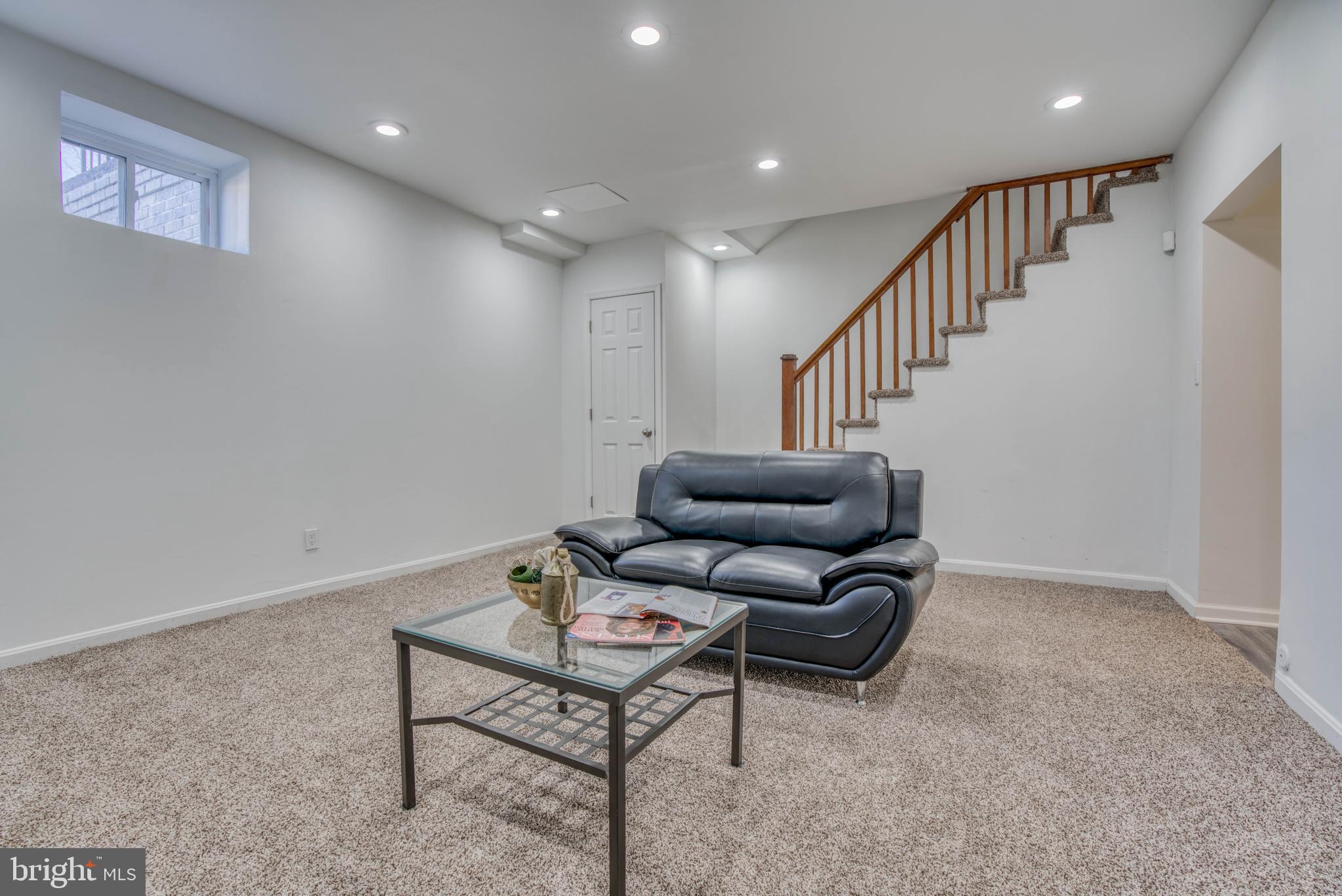 NORTHWOOD - Residential