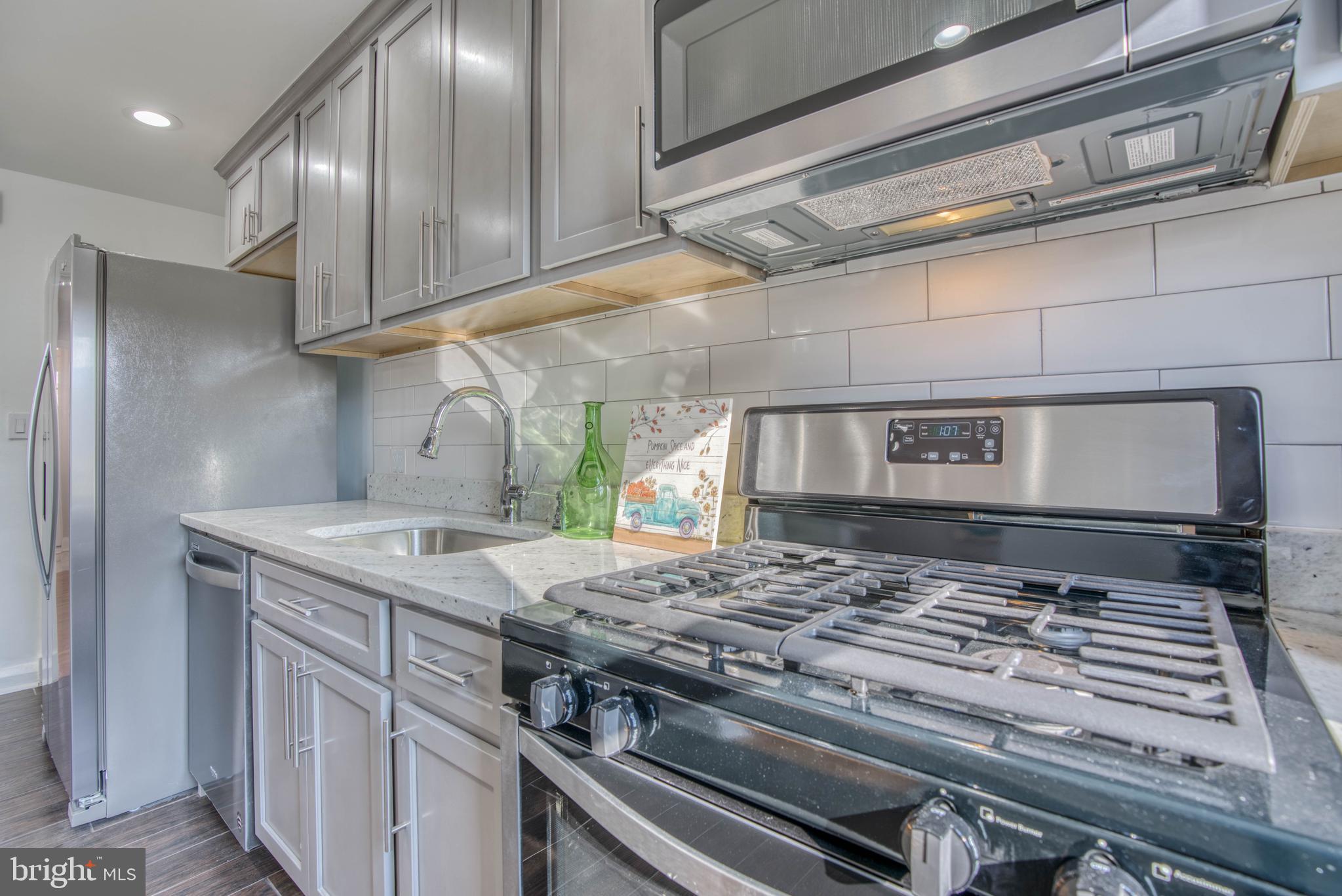 NORTHWOOD - Residential