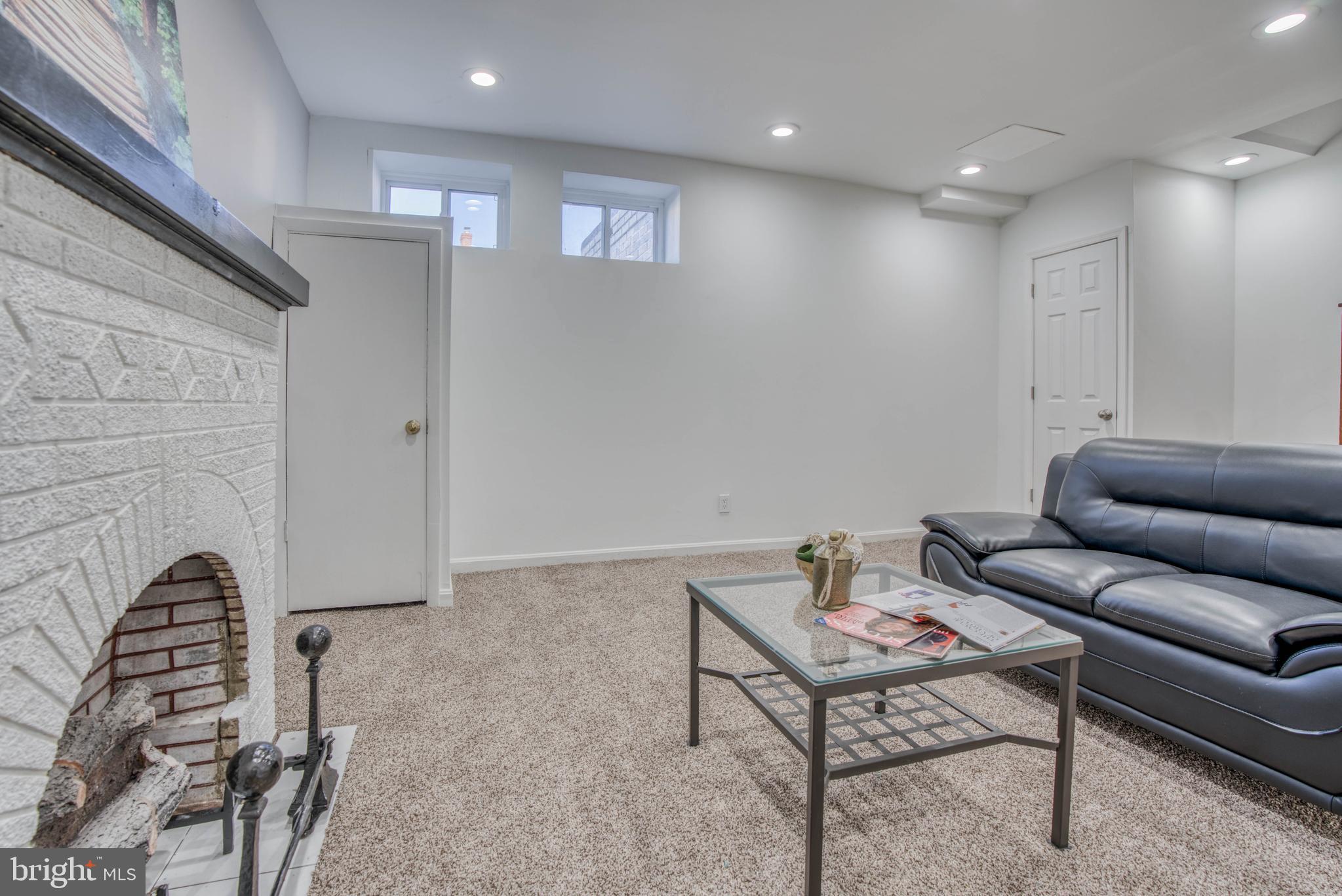 NORTHWOOD - Residential