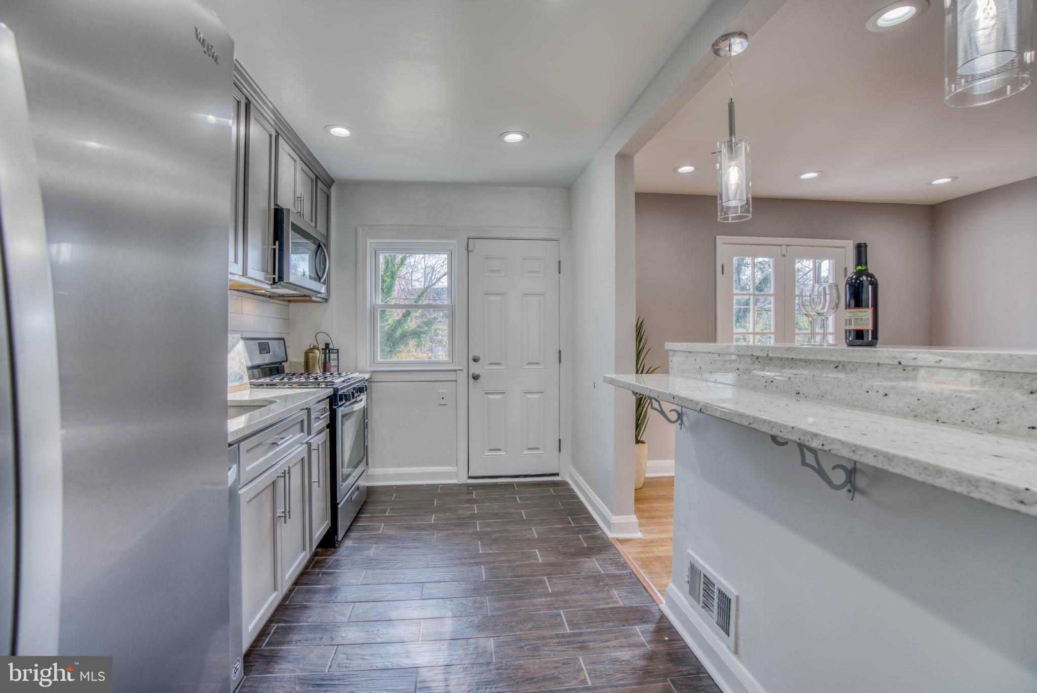 NORTHWOOD - Residential