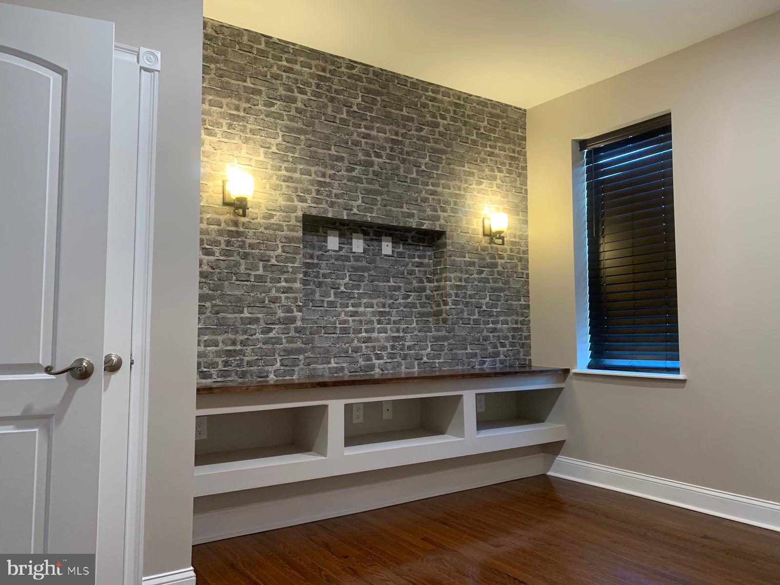 GRAYS FERRY - Residential