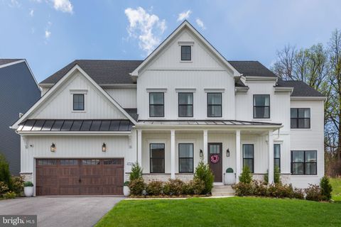 2728 HILLFIELD DRIVE FREDERICK MD 21702