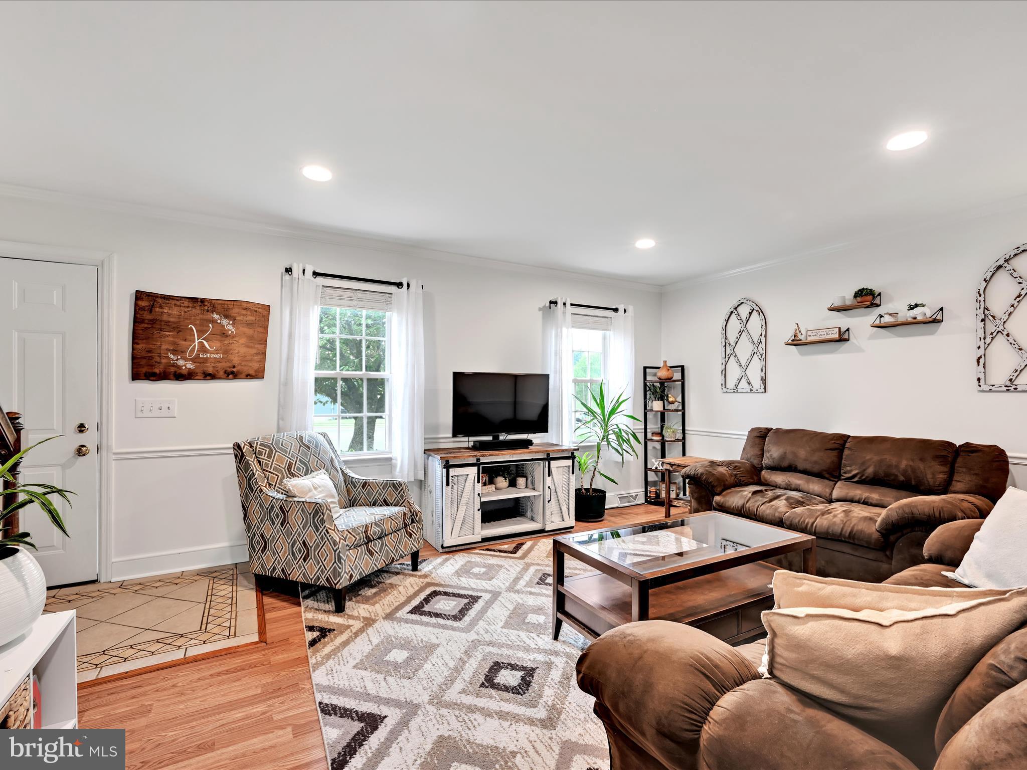 1716 ROCK LEDGE COURT