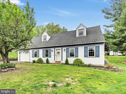 1716 ROCK LEDGE COURT LANCASTER PA 17603