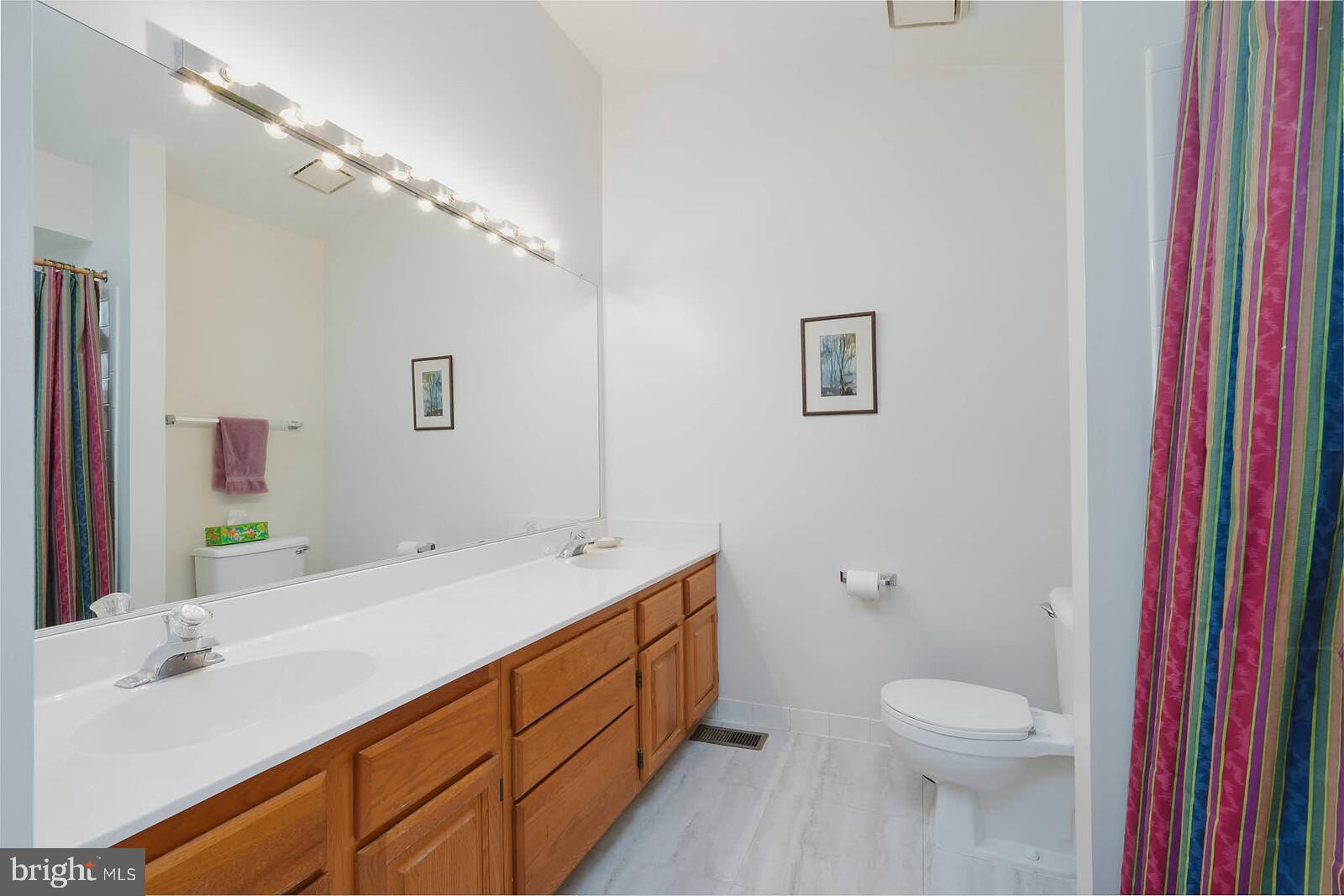 NOTTINGHAM WOODS - Residential