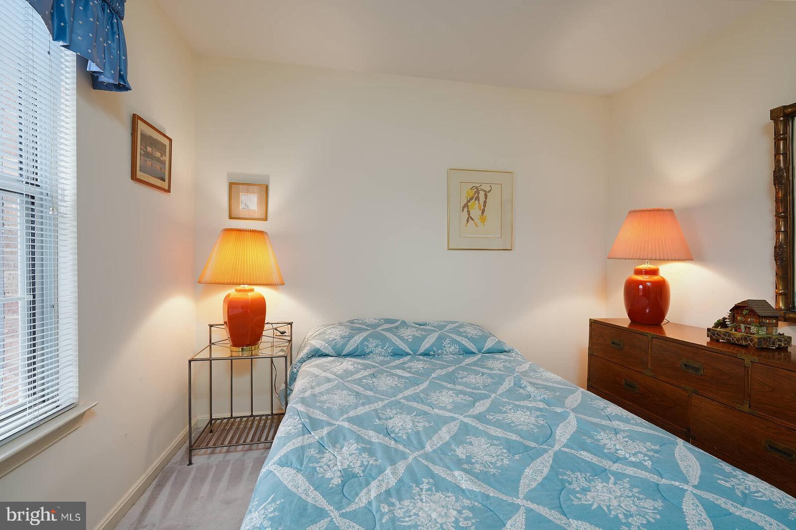 NOTTINGHAM WOODS - Residential