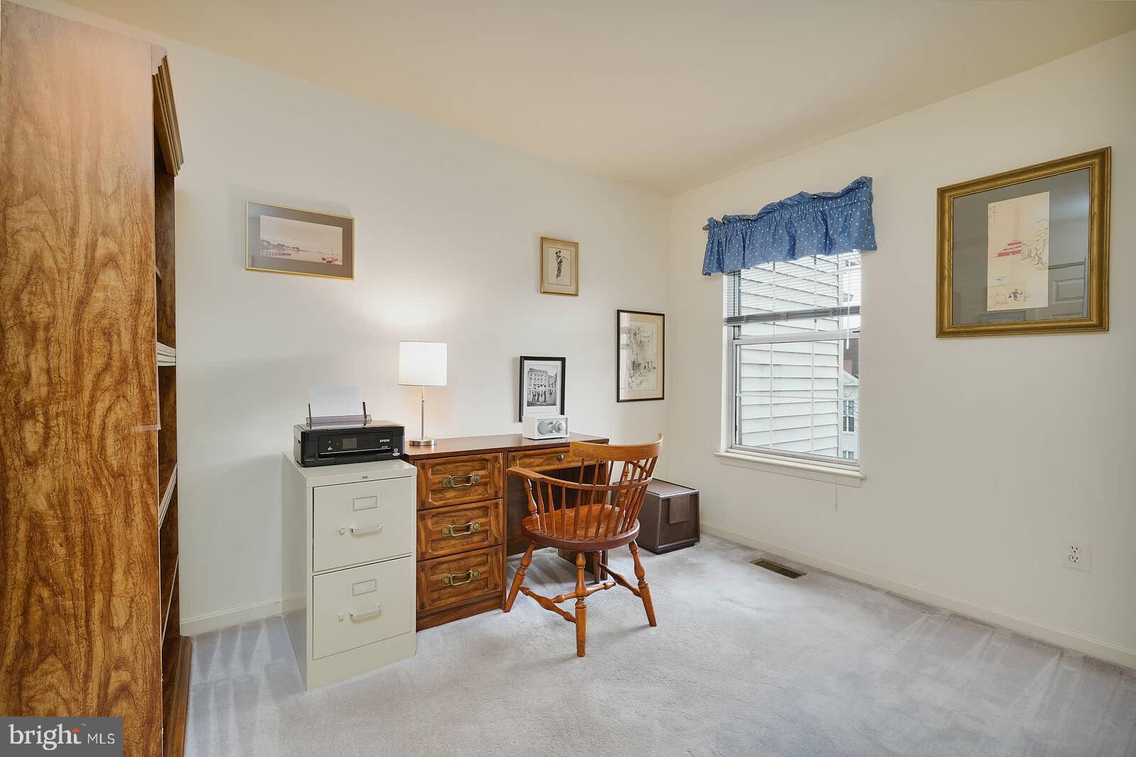 NOTTINGHAM WOODS - Residential