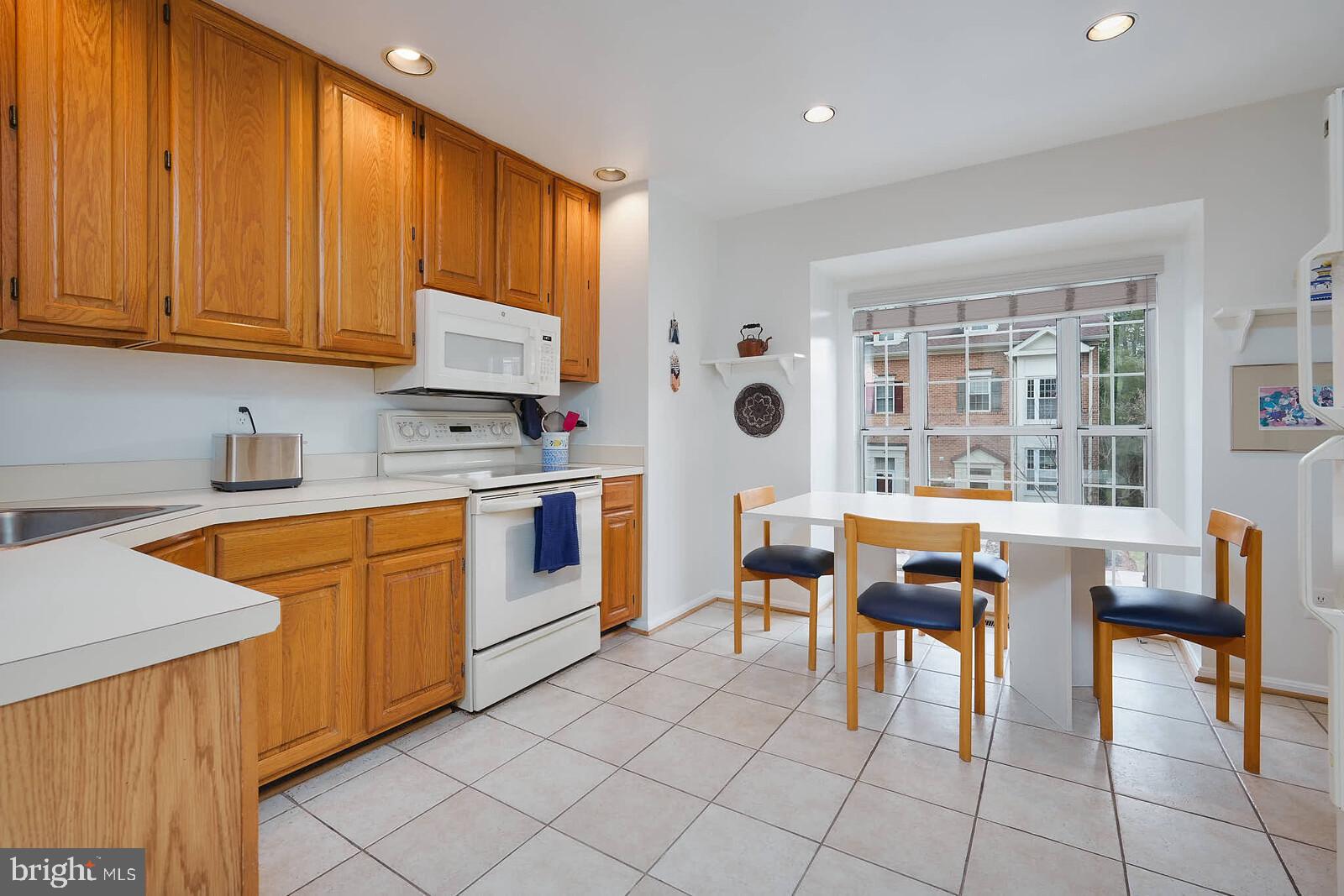 NOTTINGHAM WOODS - Residential