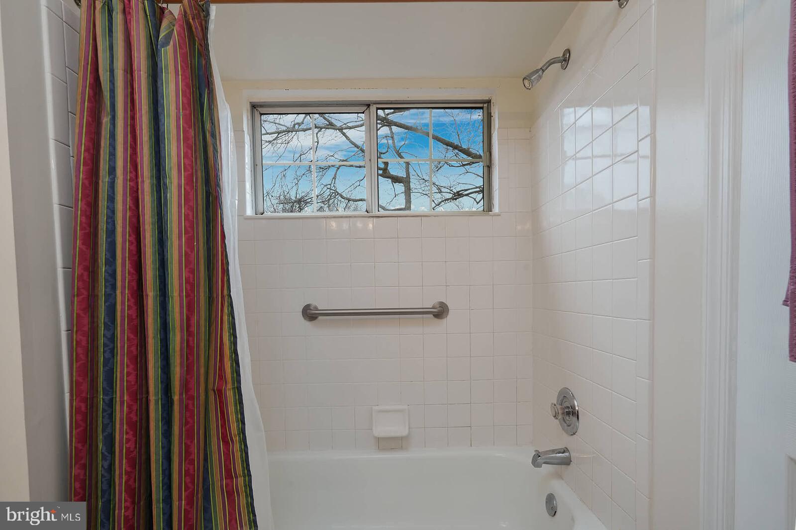 NOTTINGHAM WOODS - Residential