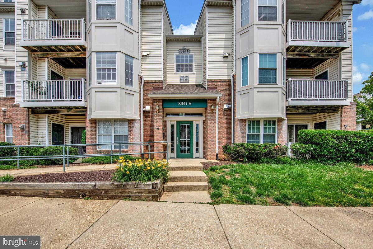 Welcome to your new home in the heart of Largo Town Center!
This stylish 2-bed, 2-bath condo blends comfort, convenience, and community. With Largo Town Center and Woodmore Town Center just steps away, shopping, dining, and banking are right at your fingertips—no long drives needed.
Commuting is easy with quick access to the Downtown Largo Metro, I-495, and Route 50, making trips to D.C. or beyond stress-free.
Inside, enjoy an open kitchen, cozy fireplace, and private balcony—perfect for morning coffee, evening meals, or unwinding alone or with company.
The gated community offers secure access and a welcoming vibe.
Note: This condo is not FHA approved.
Don’t miss this opportunity—schedule your showing today!