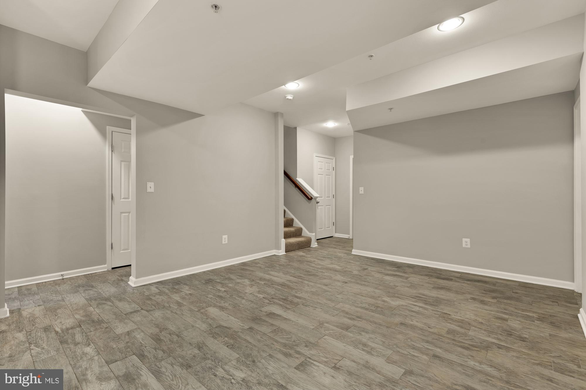 NORBECK CROSSING - Residential