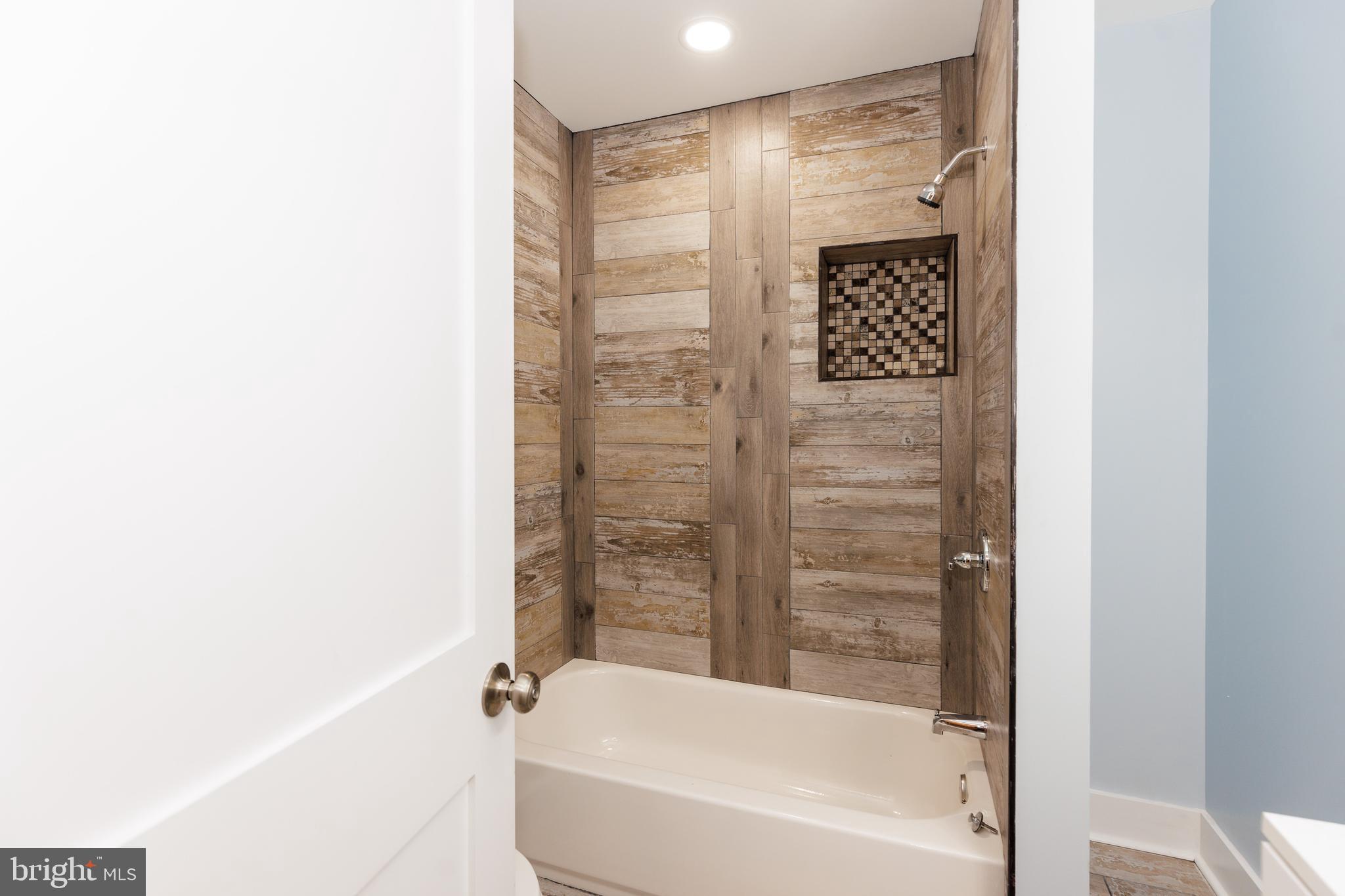 MCELDERRY PARK - Residential