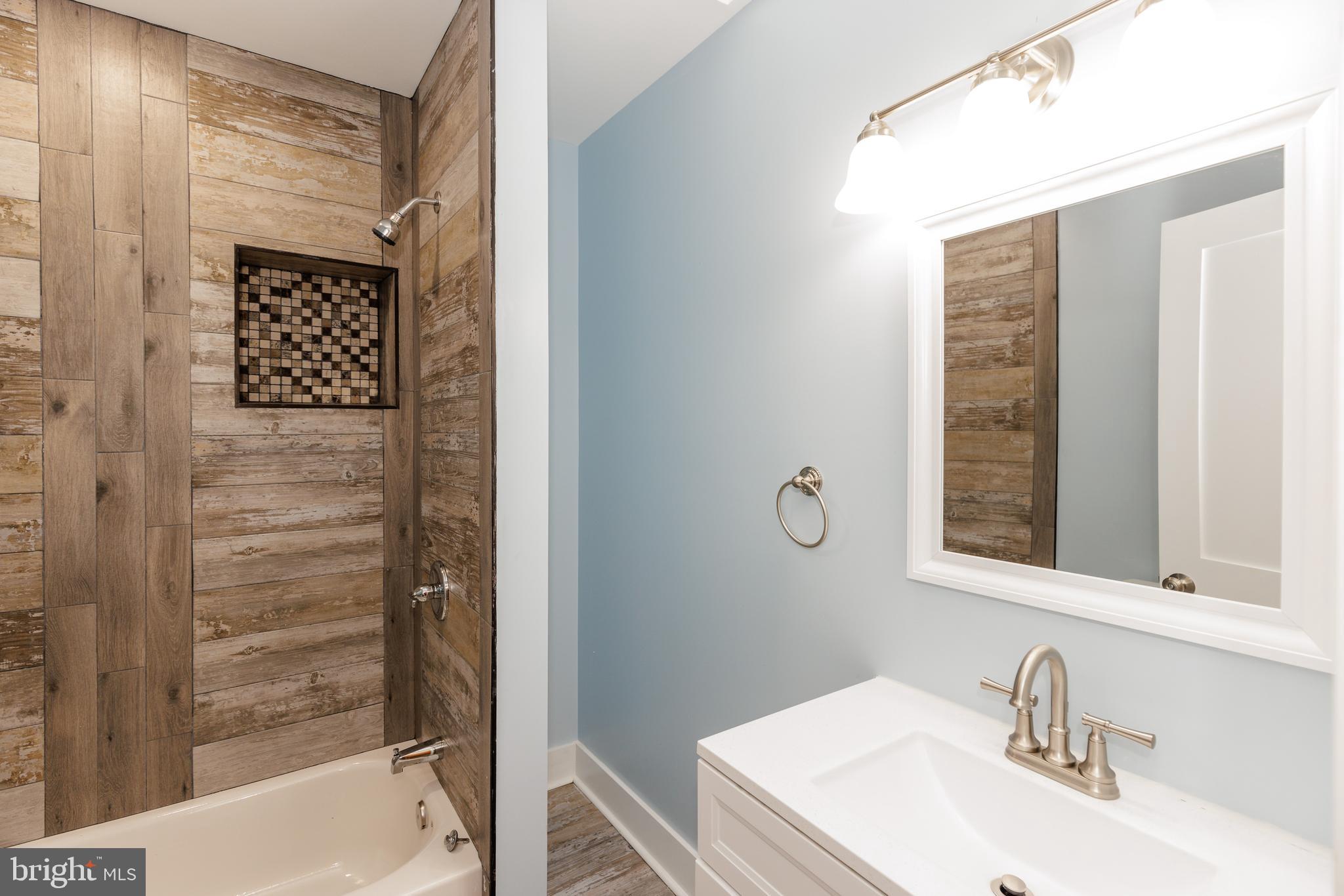 MCELDERRY PARK - Residential