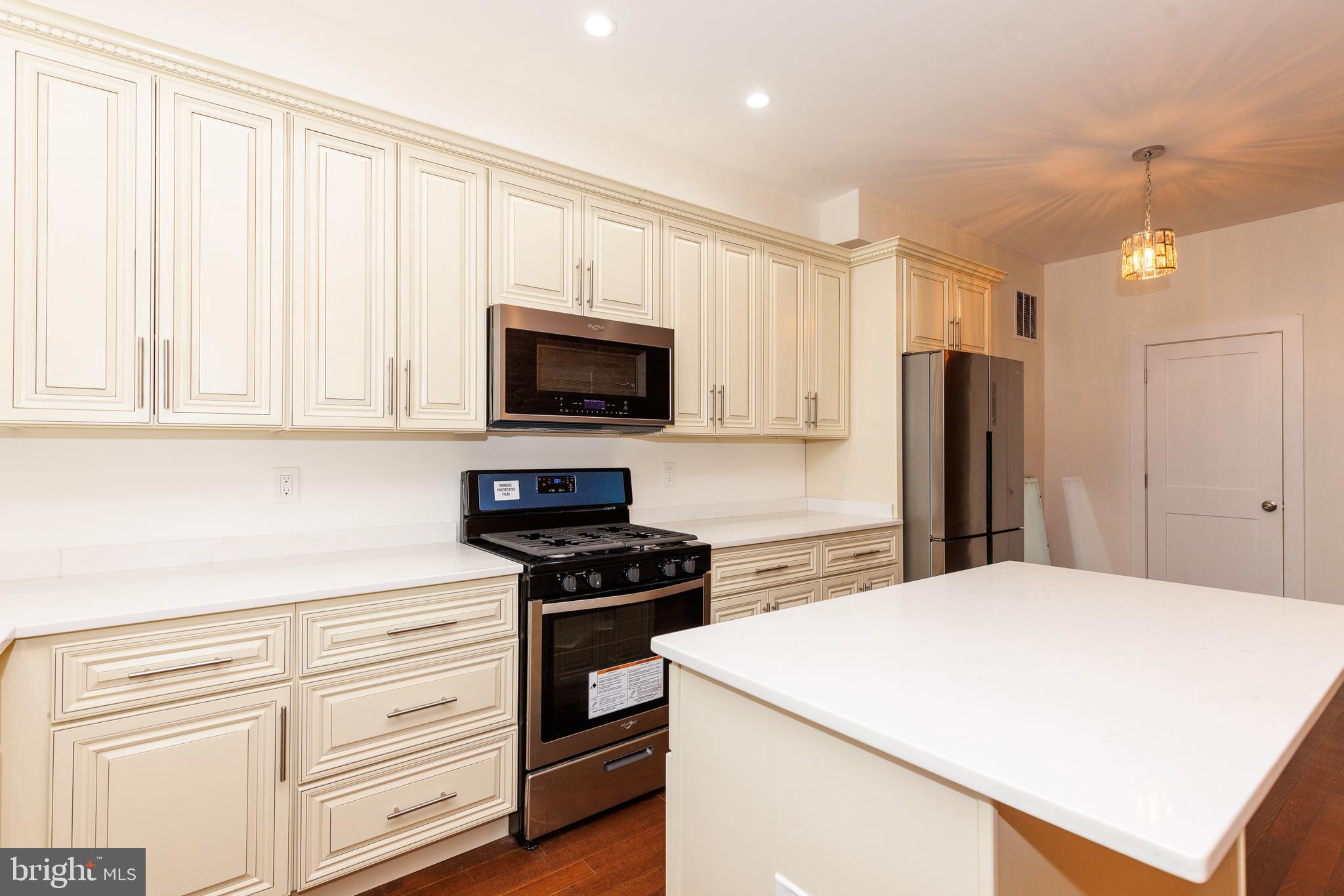 MCELDERRY PARK - Residential