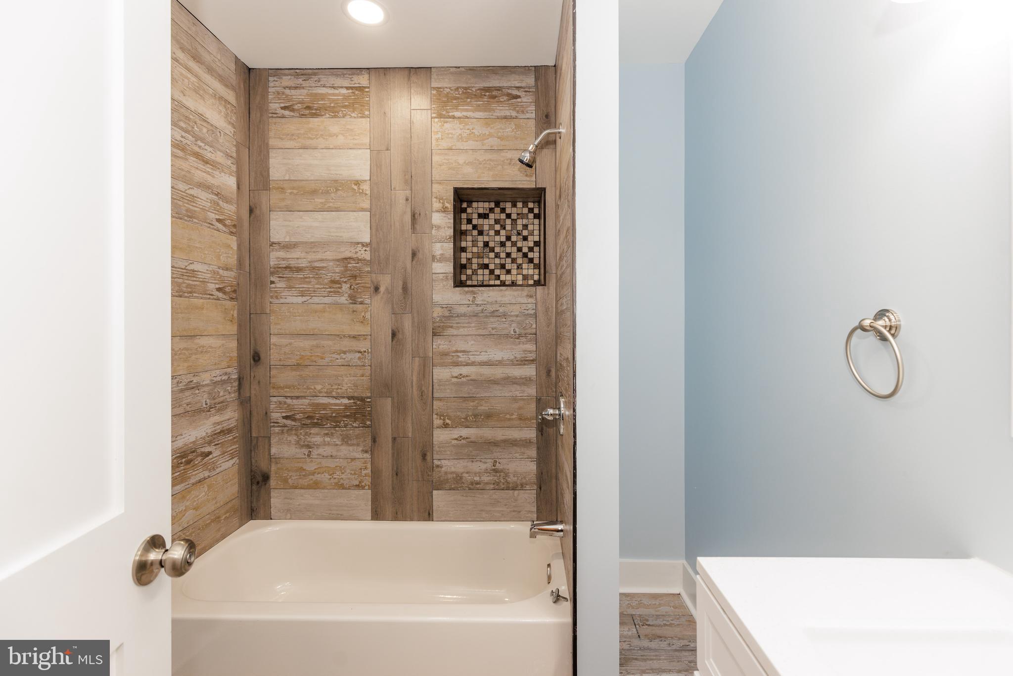 MCELDERRY PARK - Residential