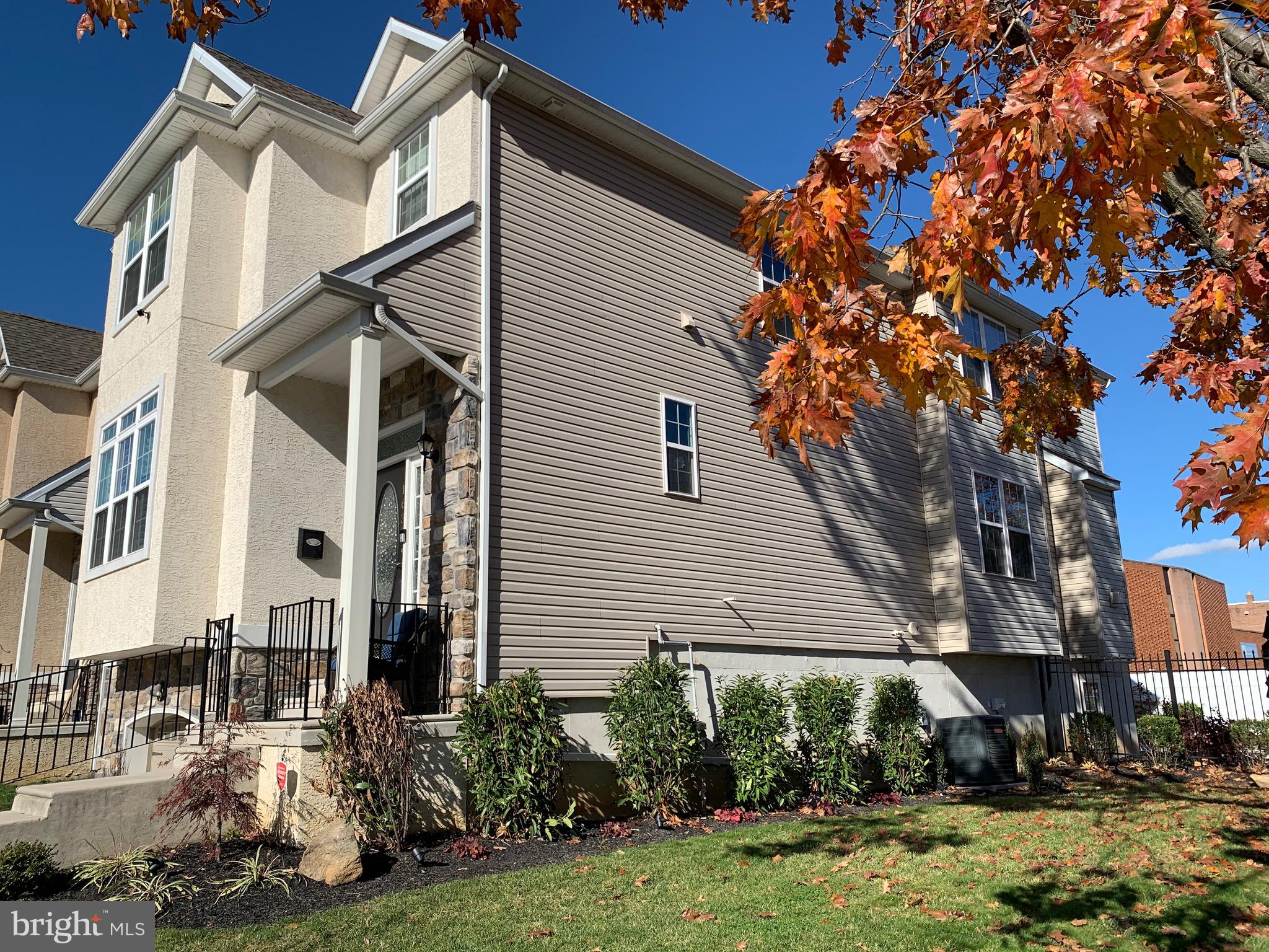 RHAWNHURST - Residential
