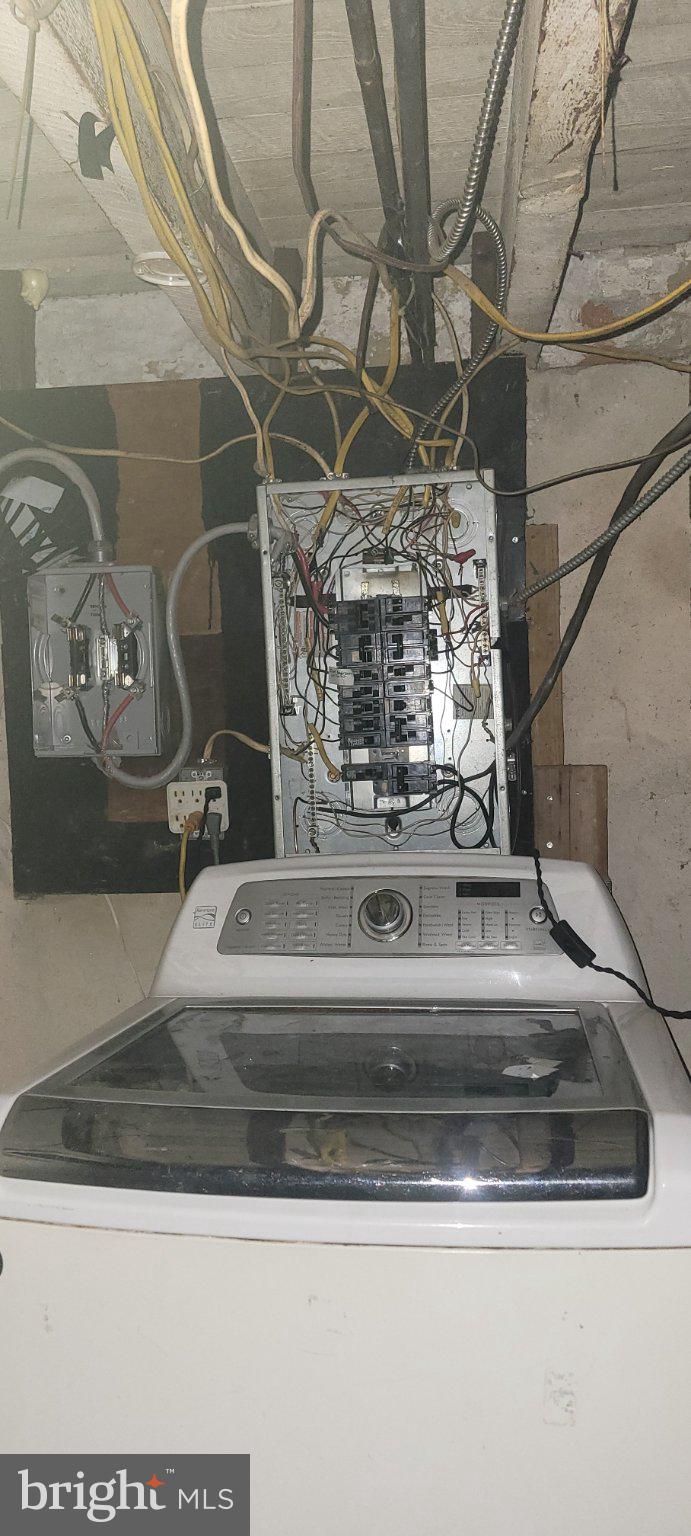 PORT RICHMOND - Residential