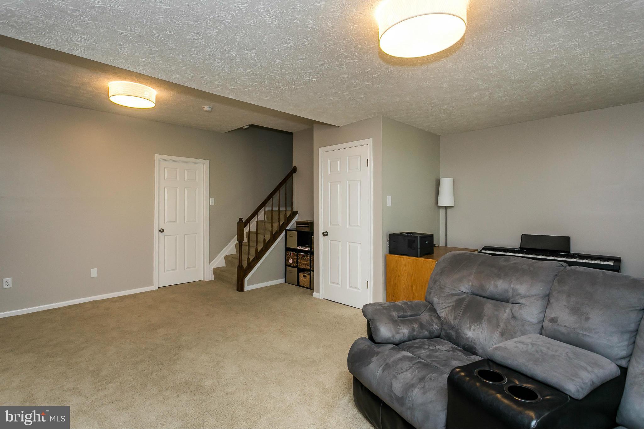 RIDGELYS CHOICE - Residential