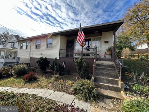 125 N LEE STREET LURAY VA 22835