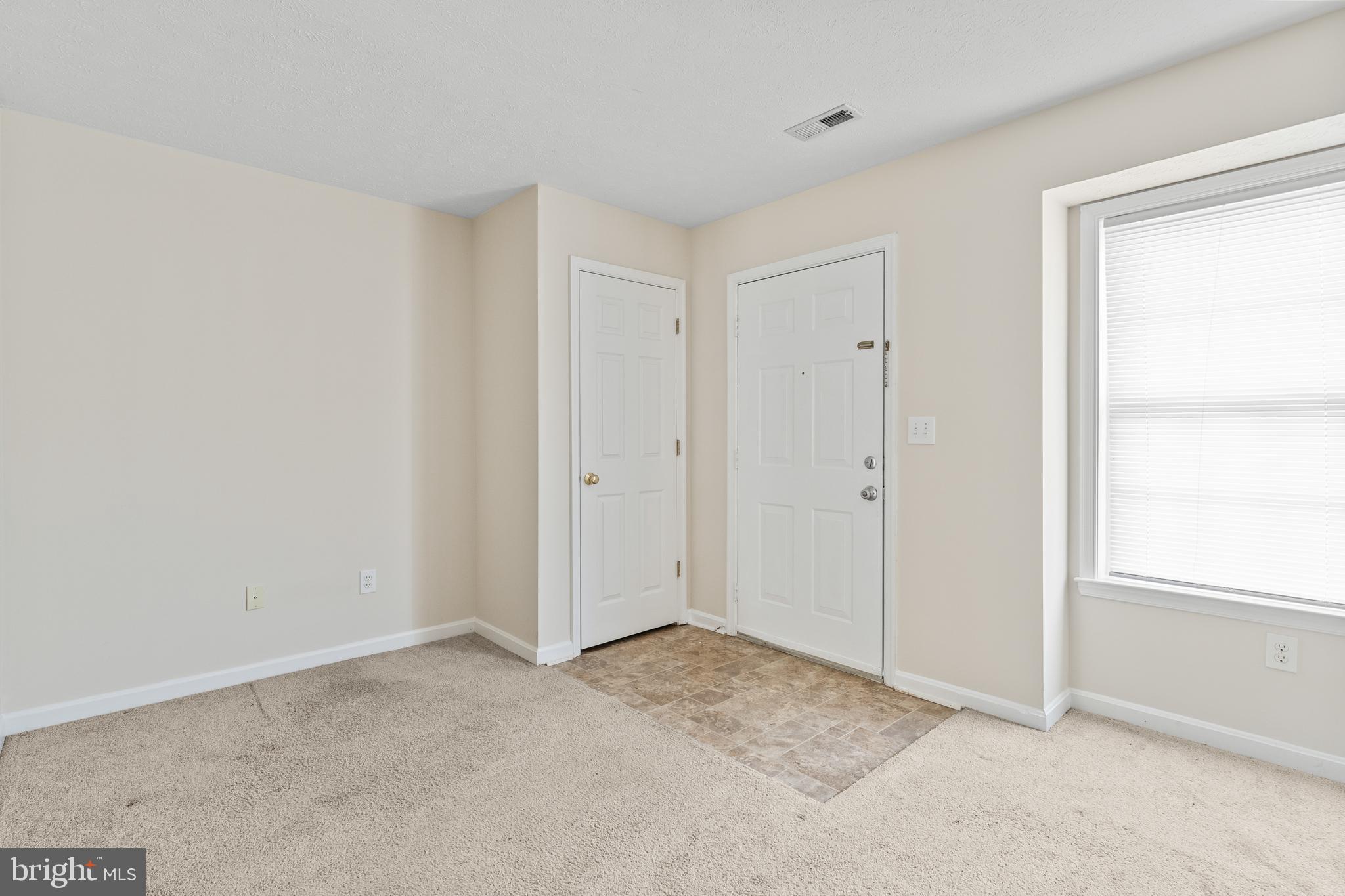 COVENTRY CREEK - Residential Lease