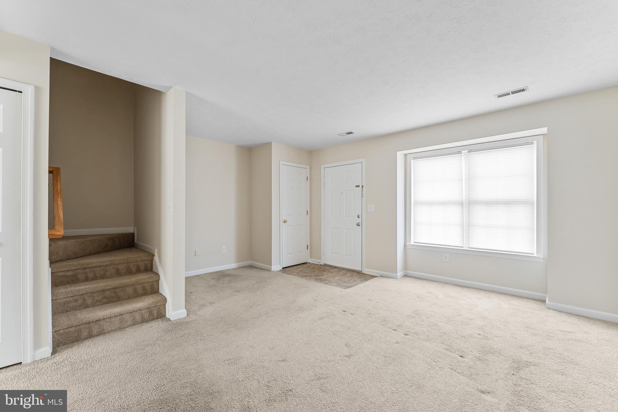 COVENTRY CREEK - Residential Lease